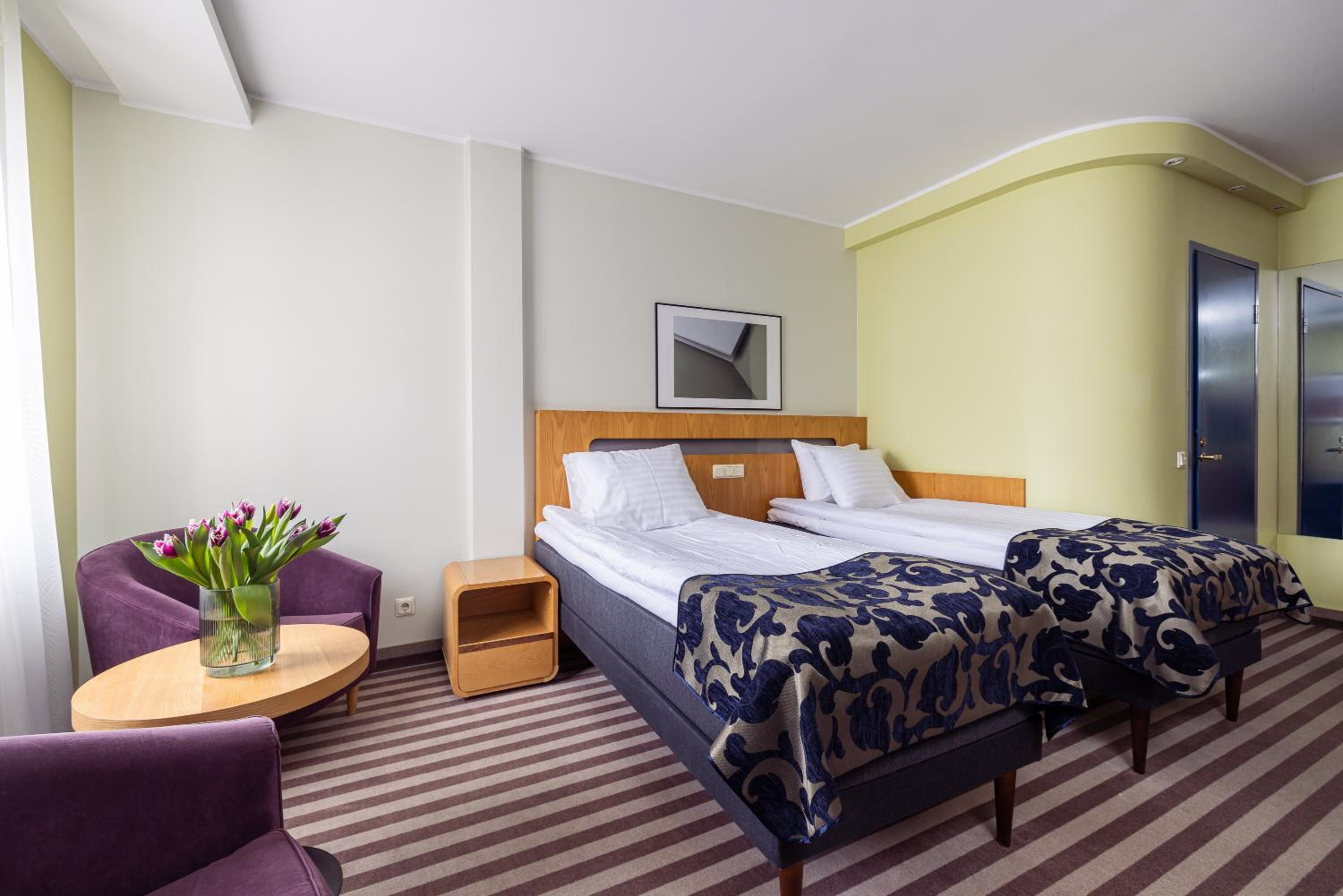  Twin Room with Spa Access photo 2