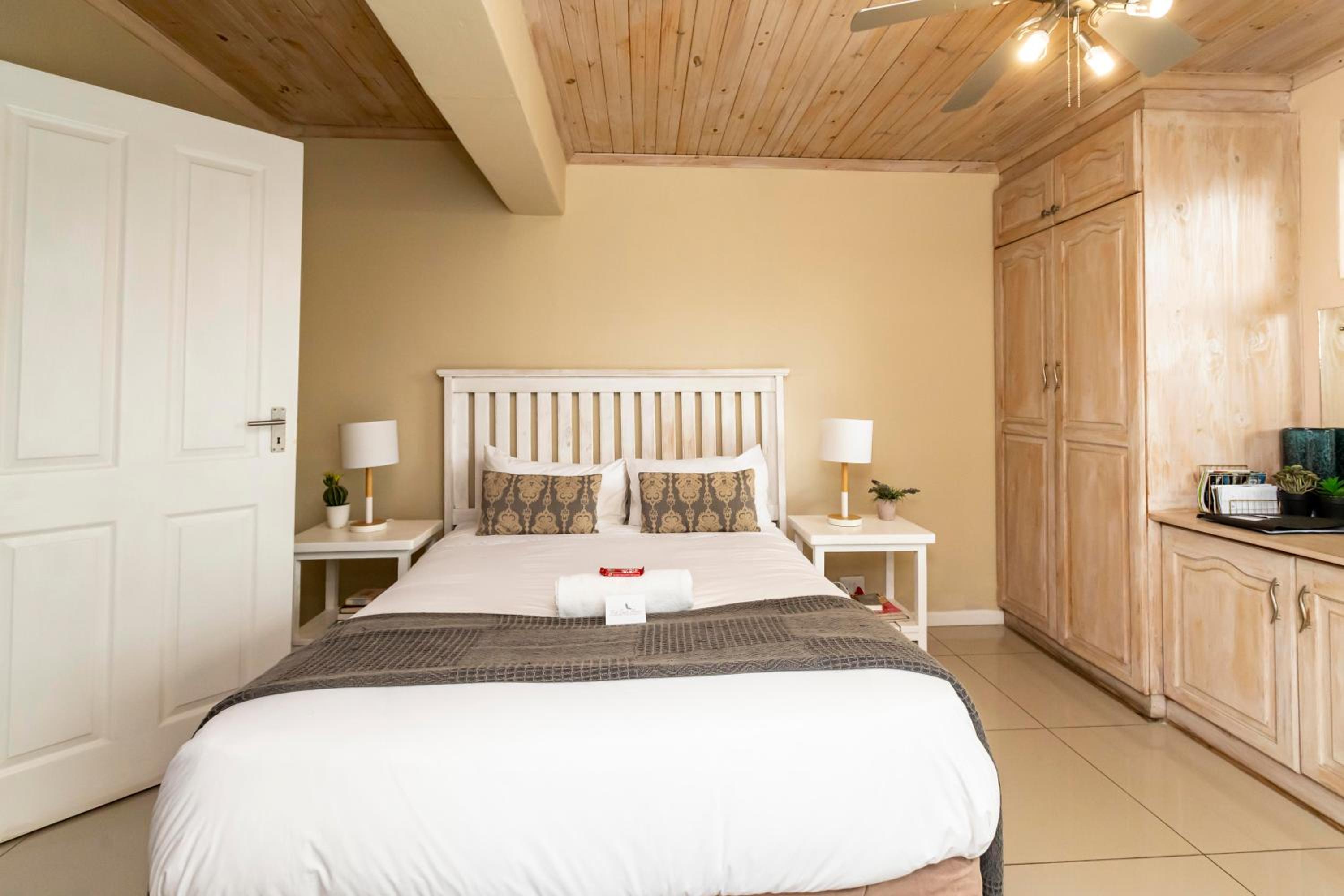 Single Room with Patio photo 1