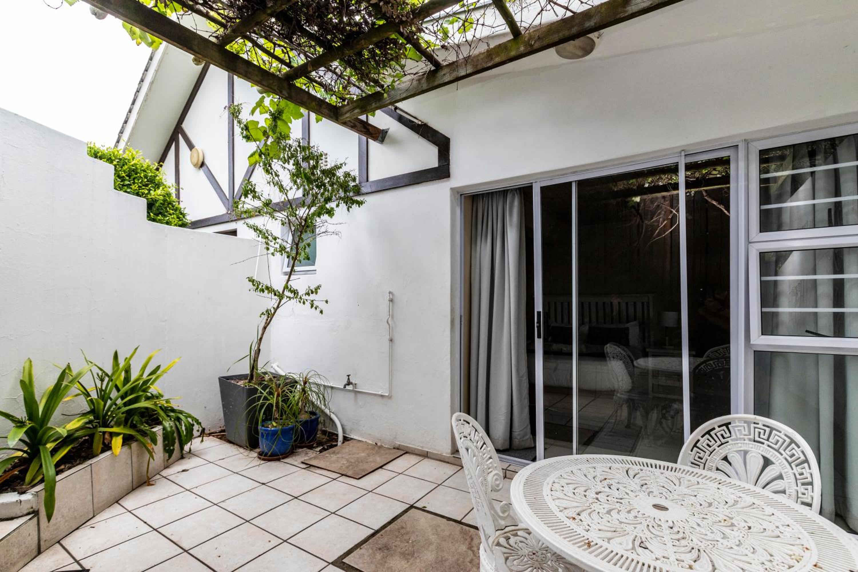 Single Room with Patio photo 3
