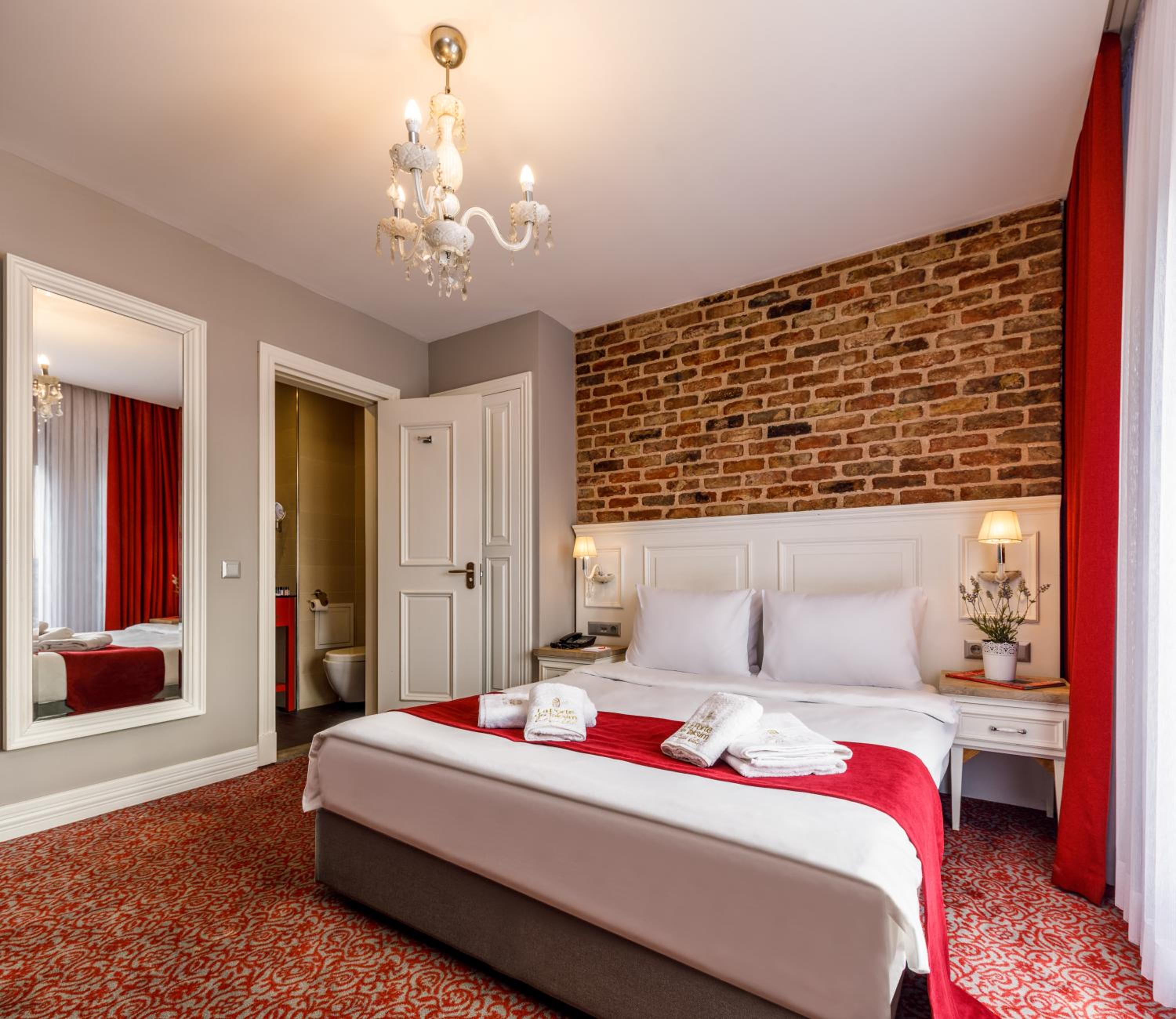 Deluxe Room photo 1