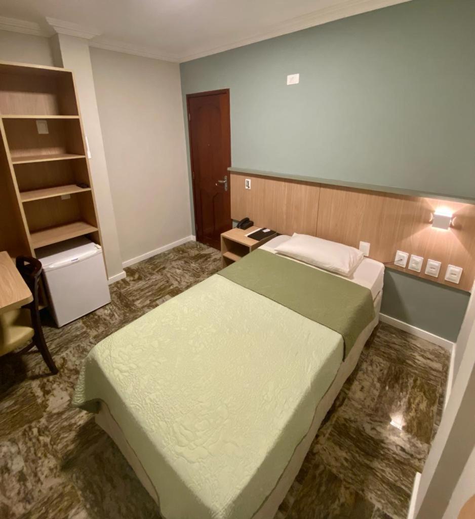 Standard Single Room photo 2