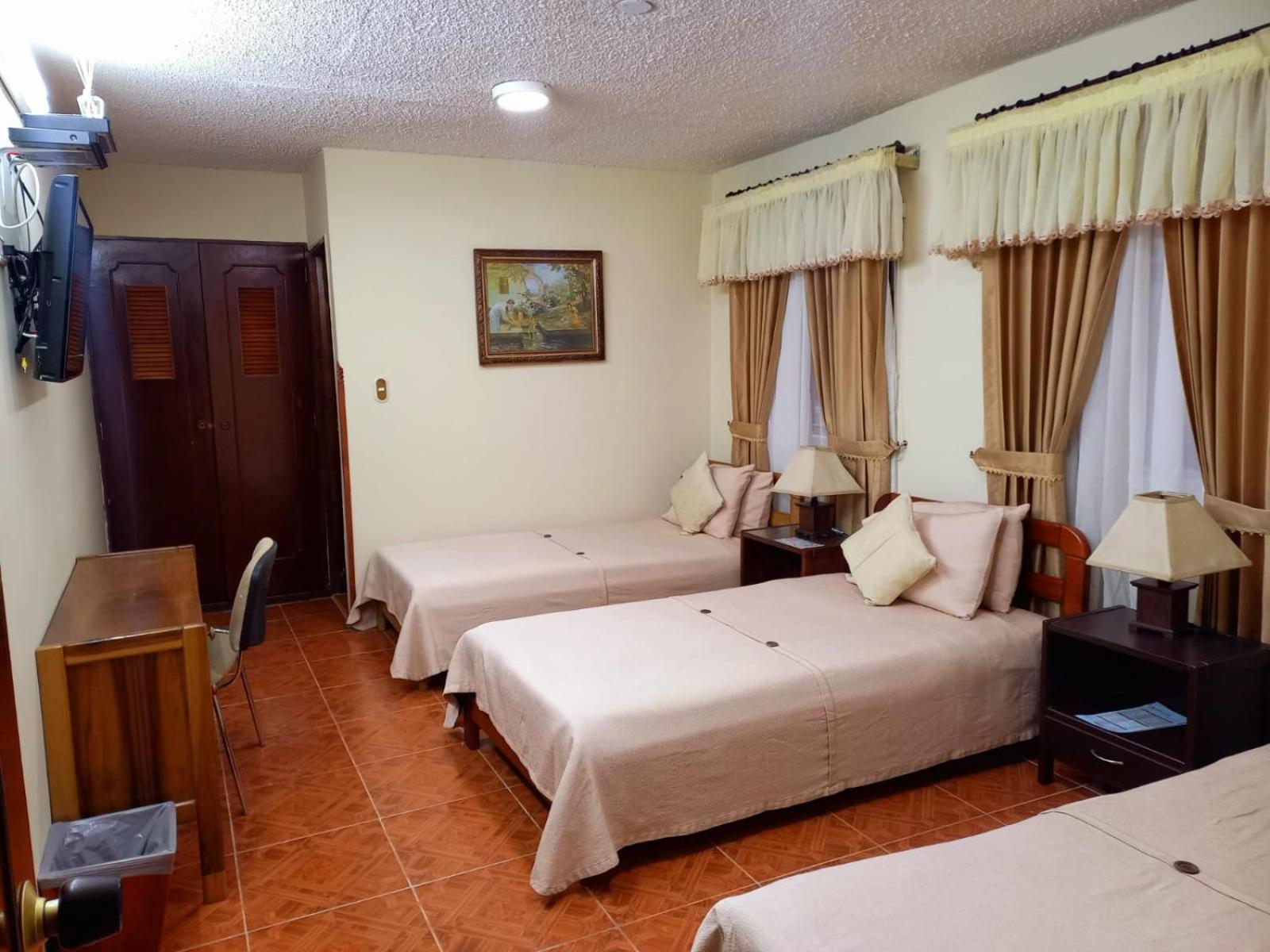 Triple Room