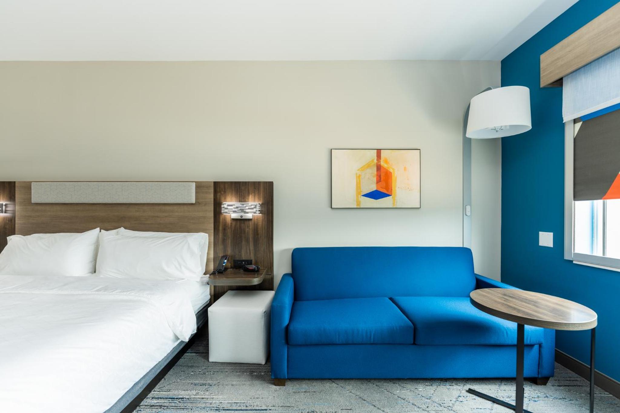 Standard King Room - Photo 1