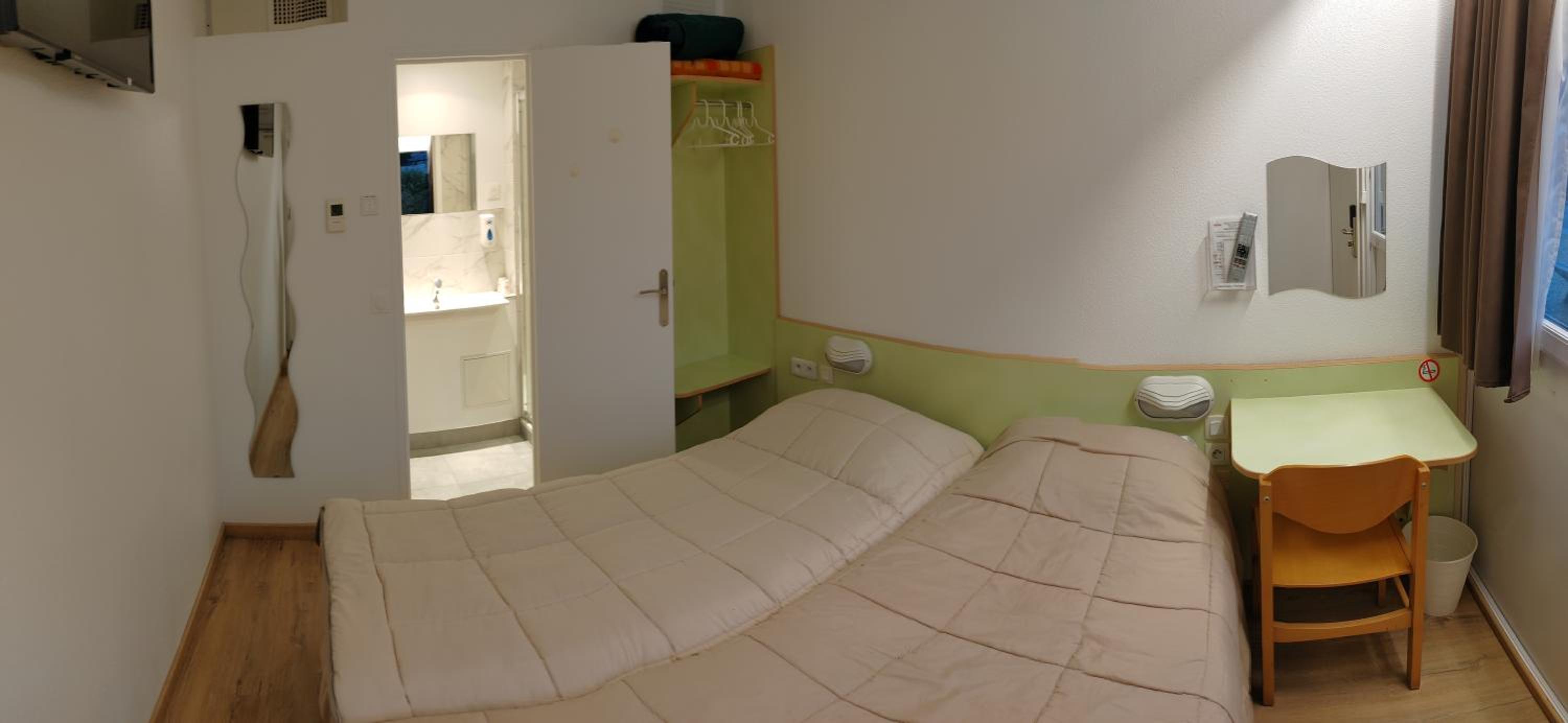 Twin Room (1 Adult) photo 2