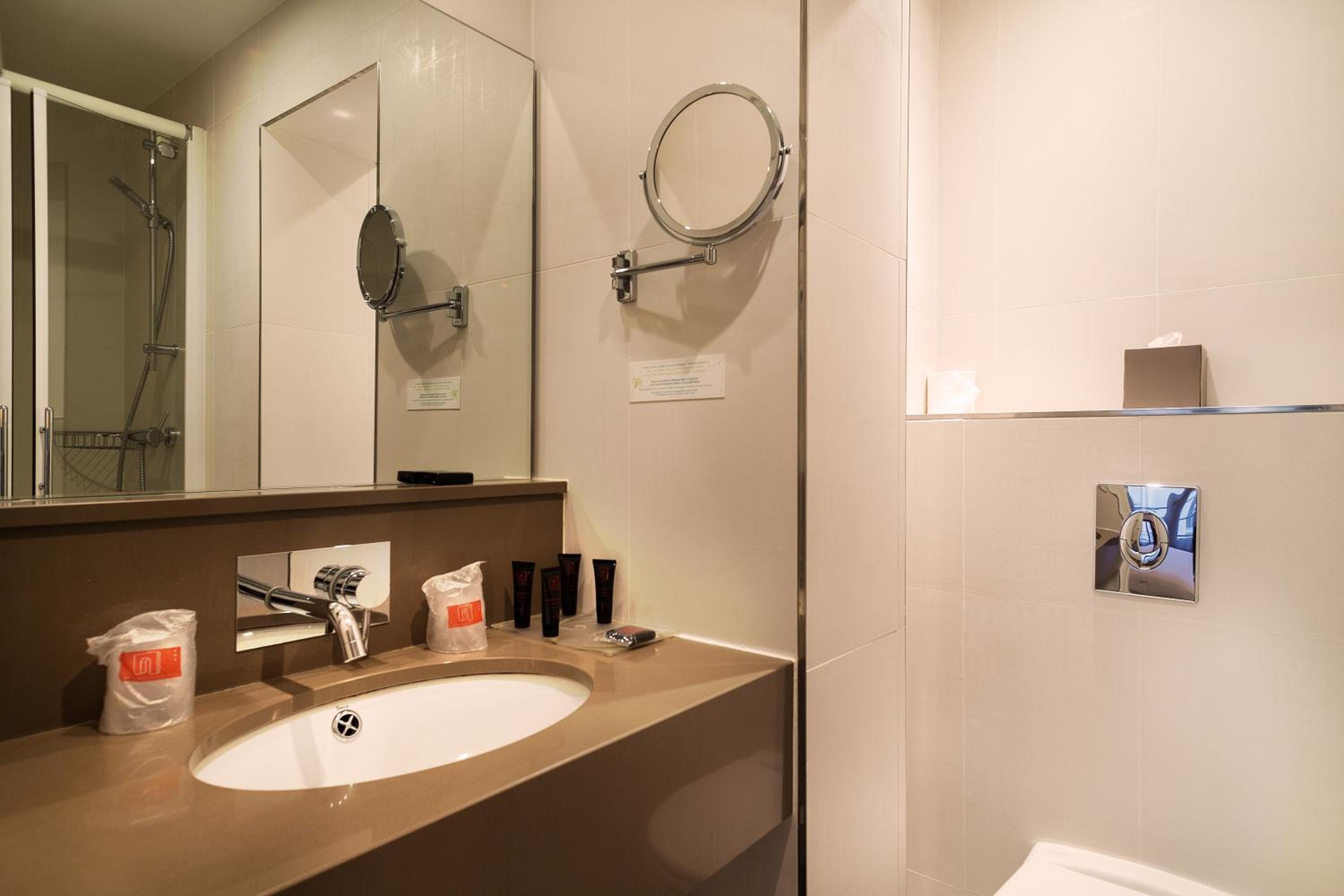 Superior Double or Twin Room photo 2