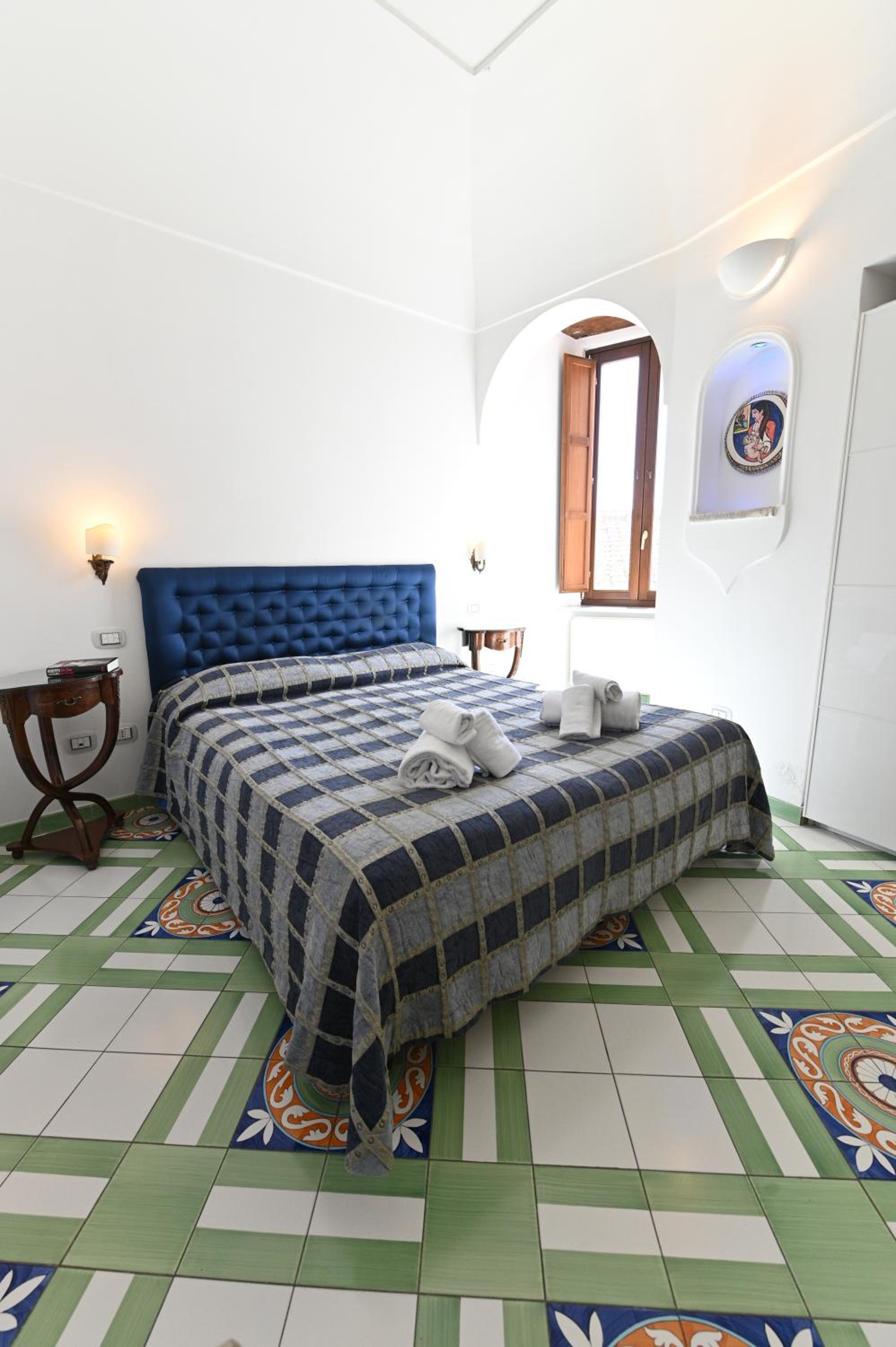 Double Room - Photo 10