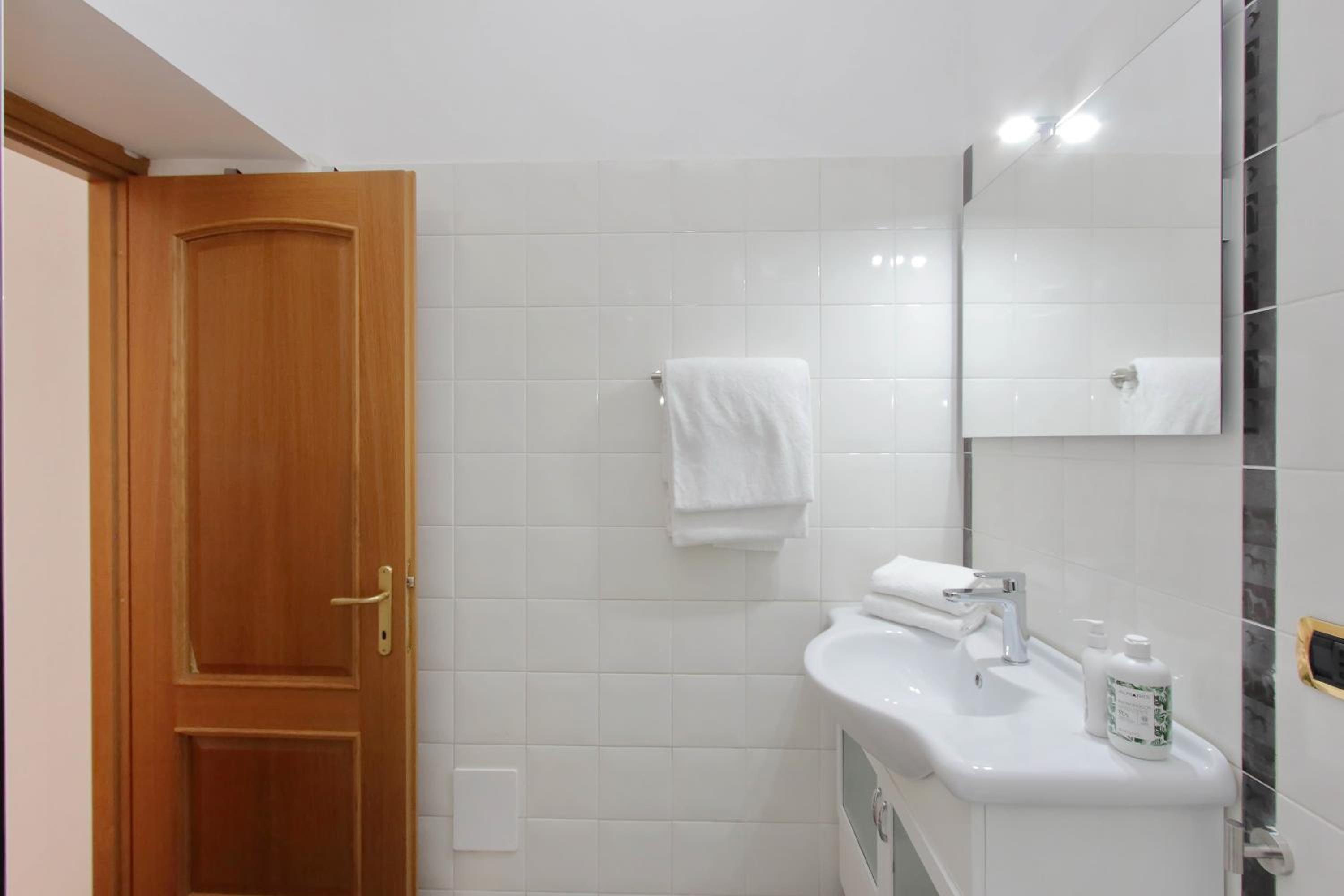 Superior Apartment photo 2