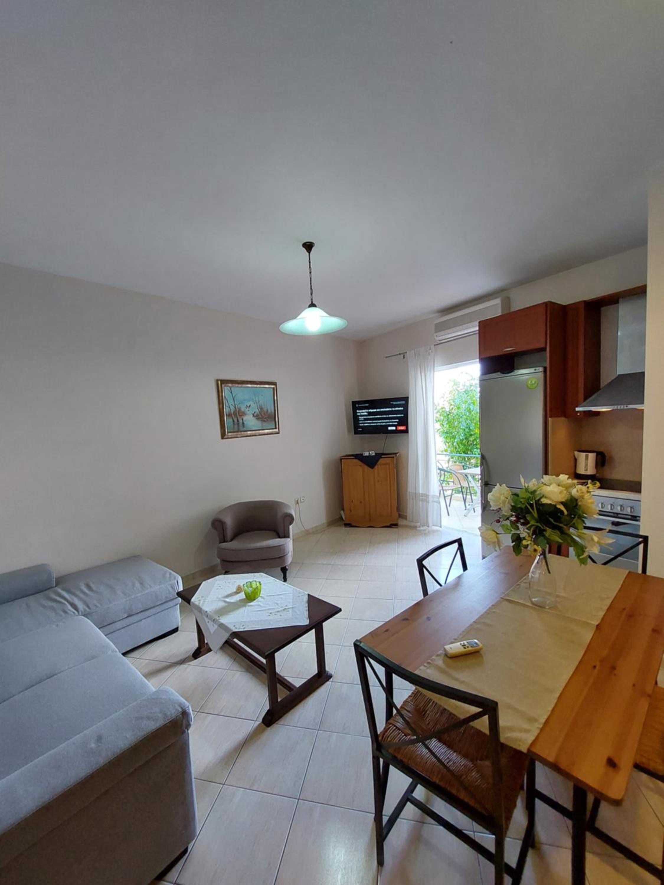 Apartment - Photo 5
