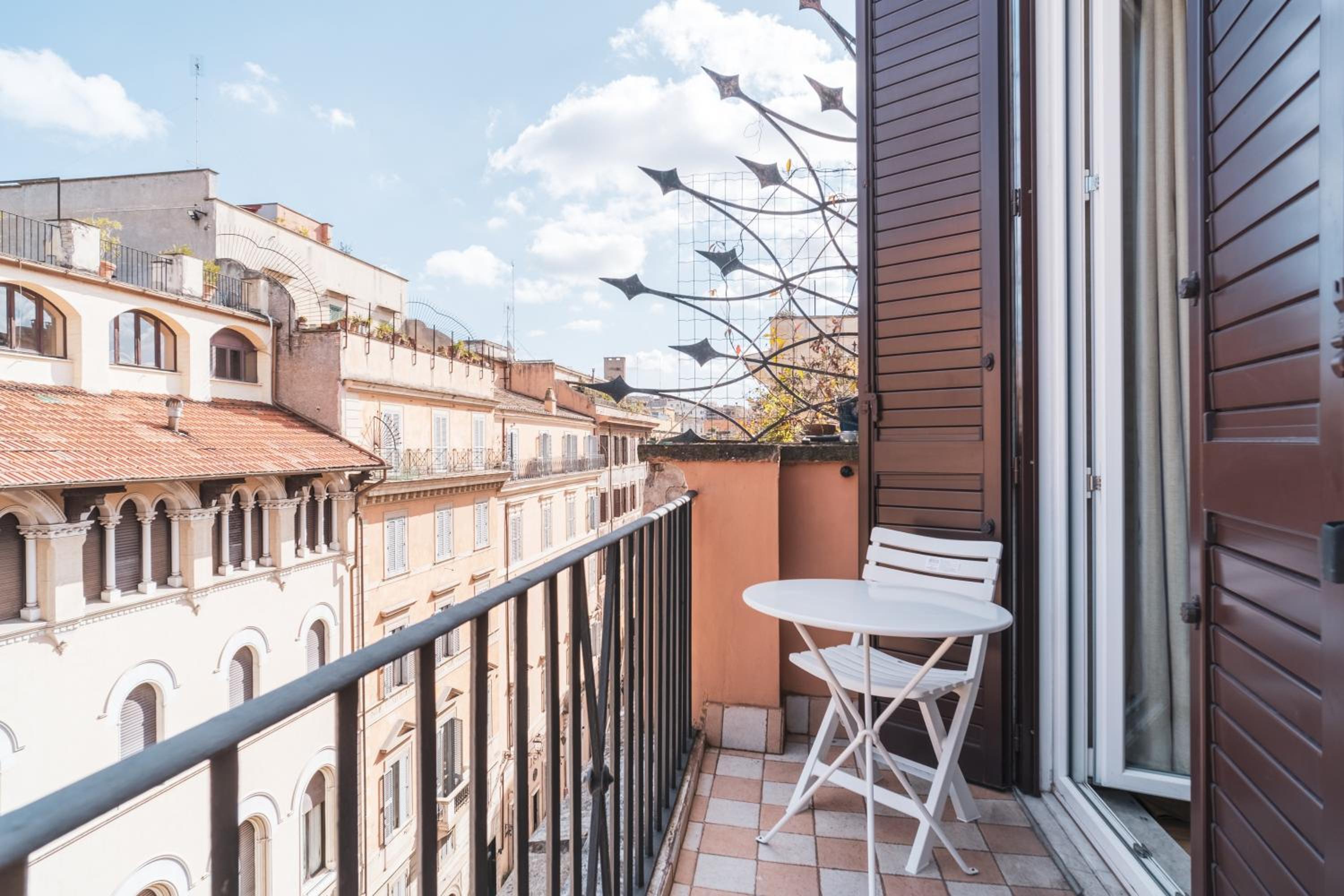Single Room with Balcony photo 2