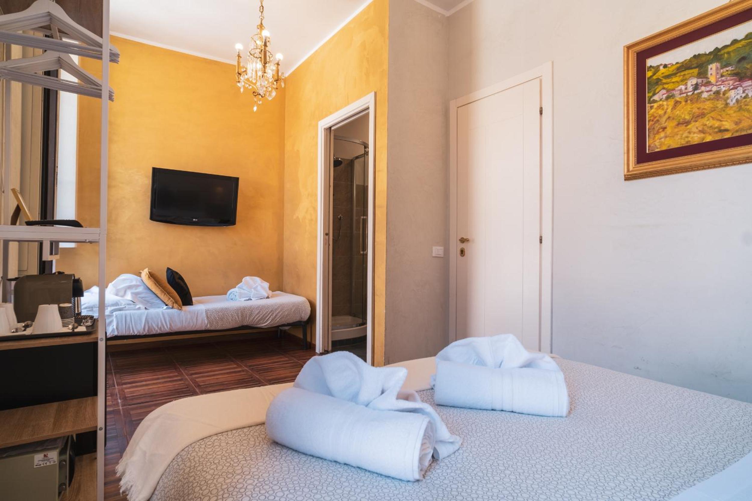 Deluxe Triple Room photo 3