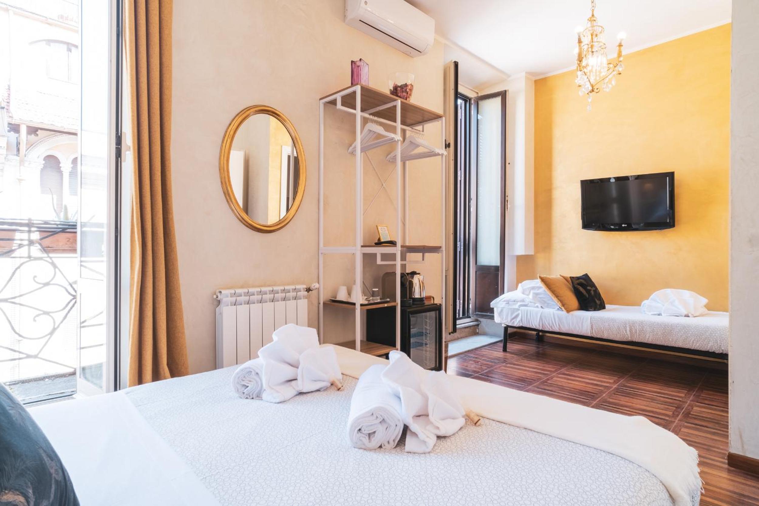 Deluxe Triple Room photo 2