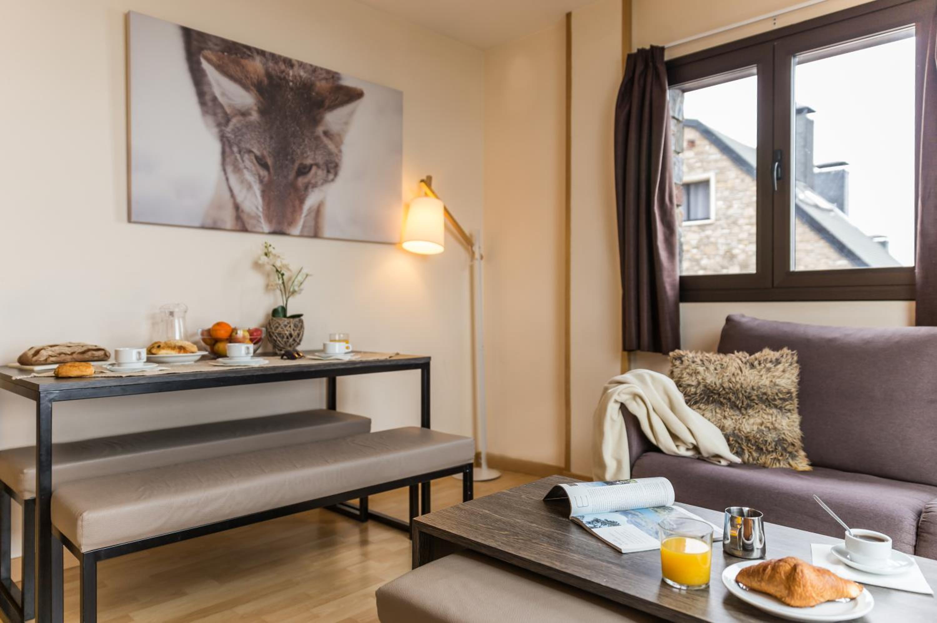 Two-Bedroom Apartment (2-5)