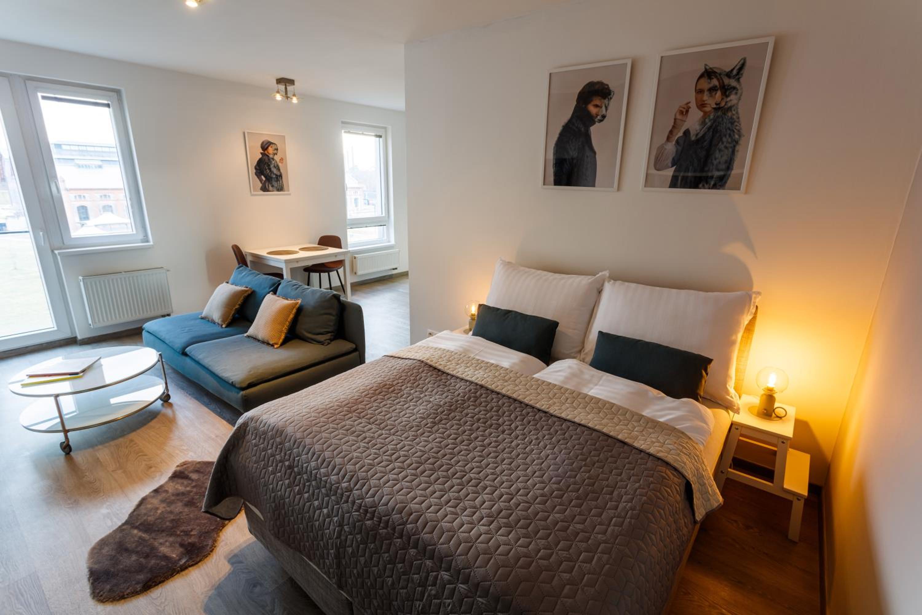 One-Bedroom Apartment