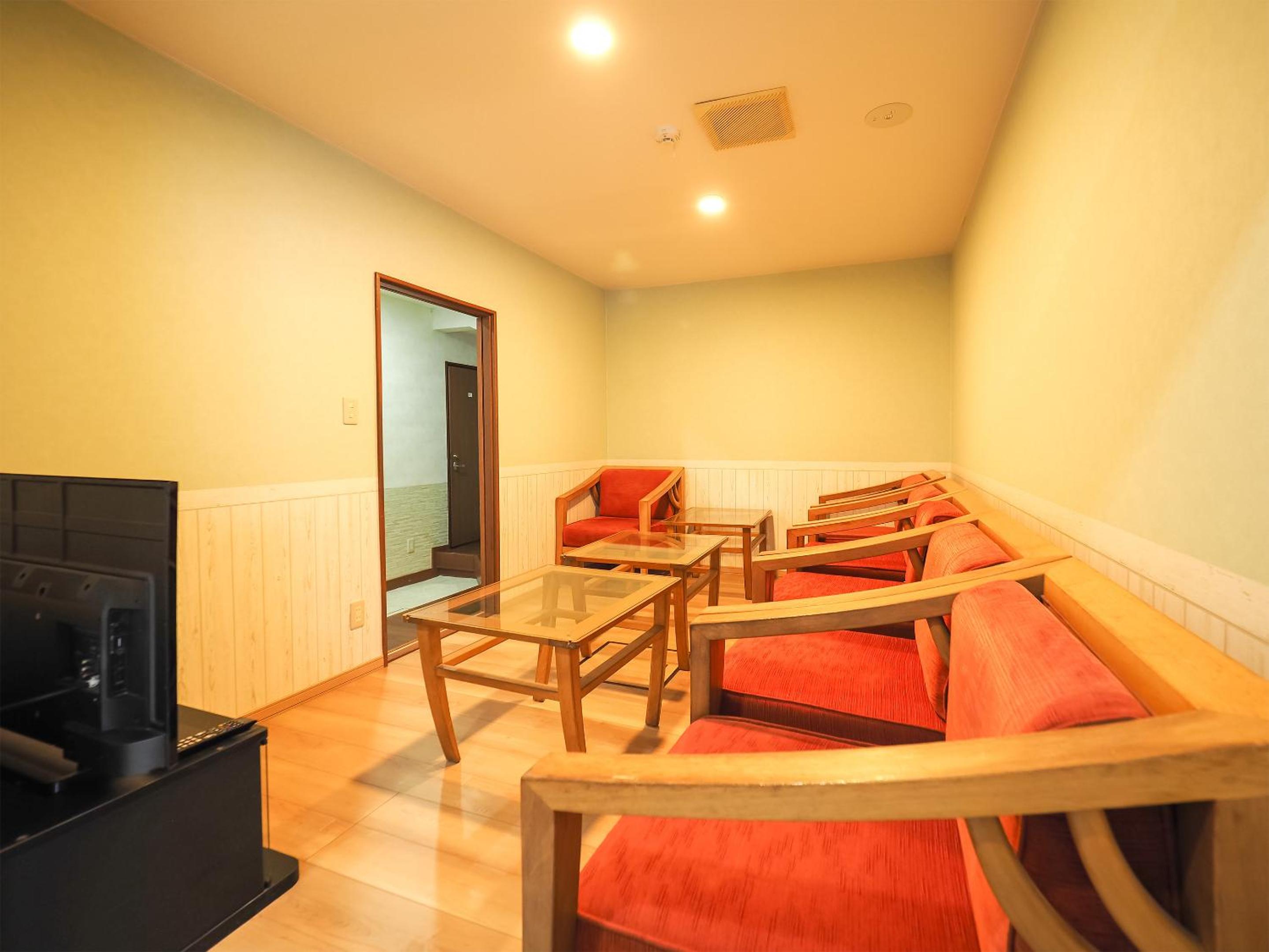 Double Room with Private Bathroom photo 2