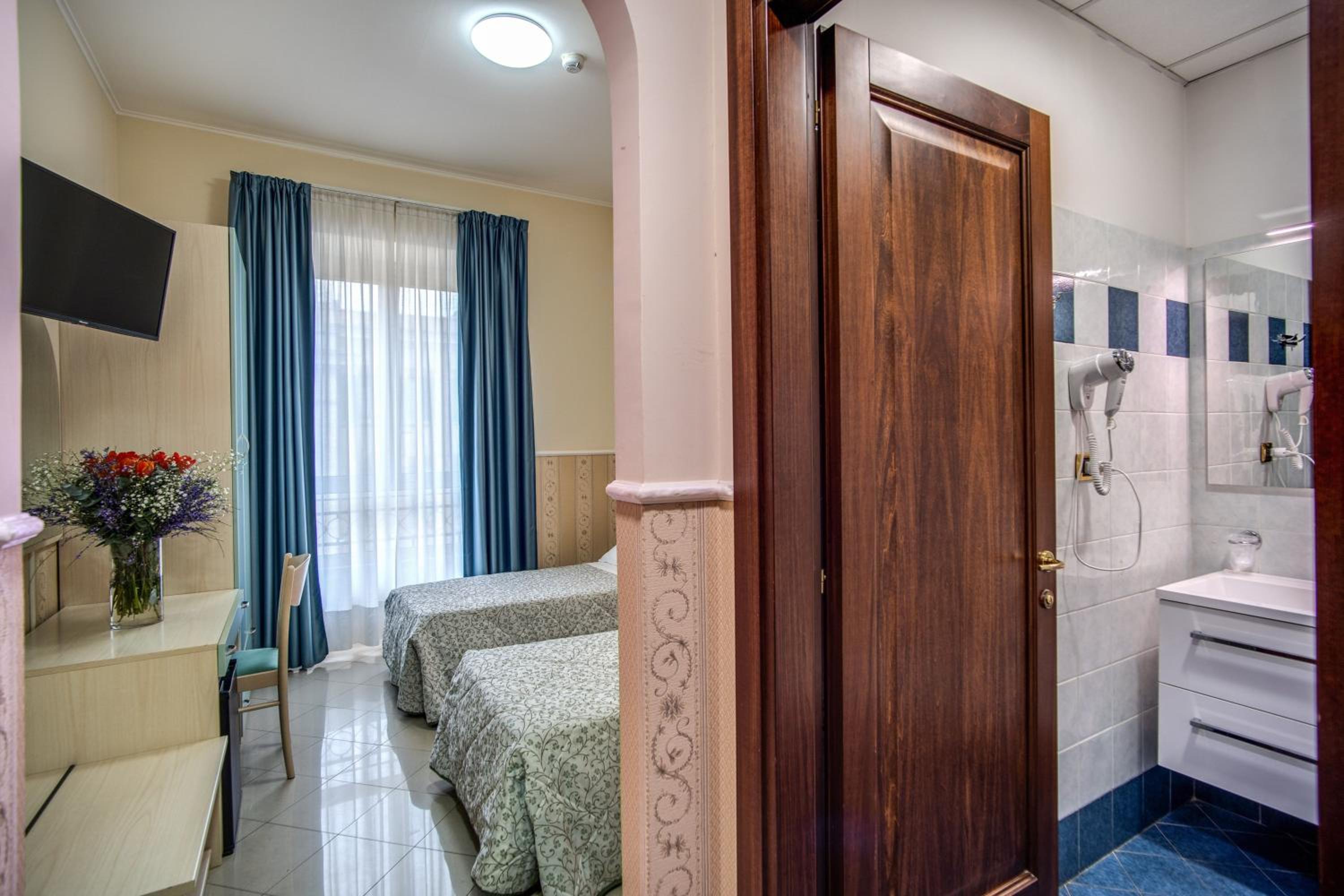 Hotel Ottaviano Augusto - Photo 49