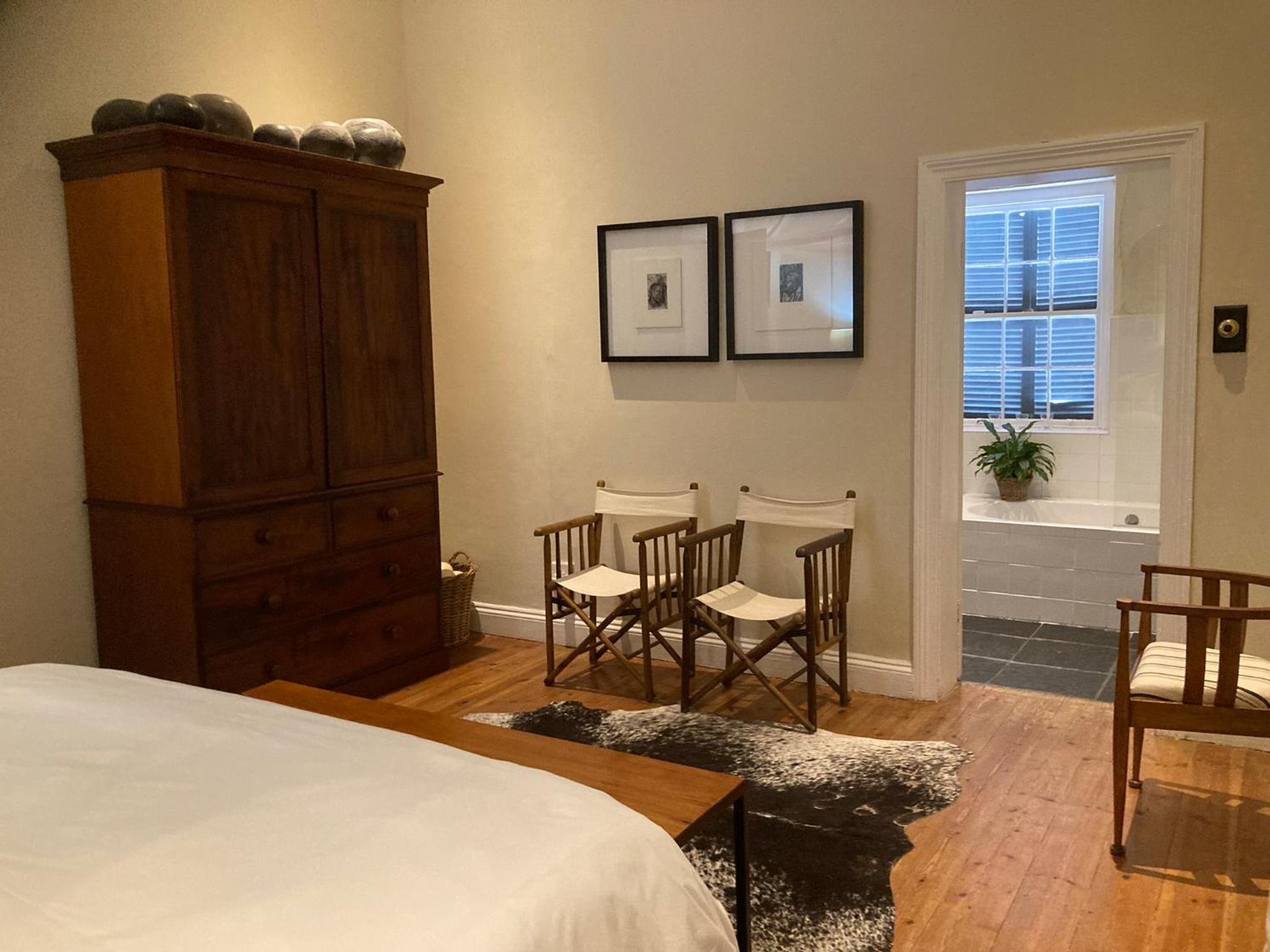 Two-Bedroom House - Photo 9