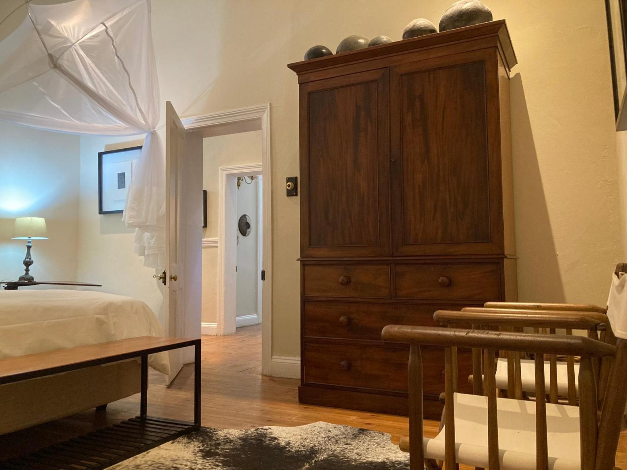 Two-Bedroom House - Photo 10