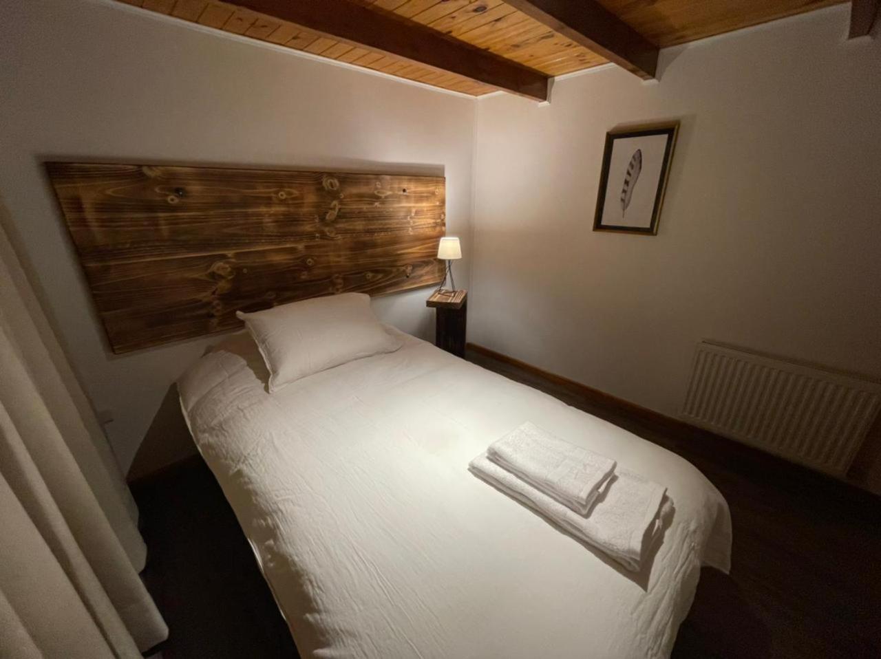 Single Room with Private Bathroom
