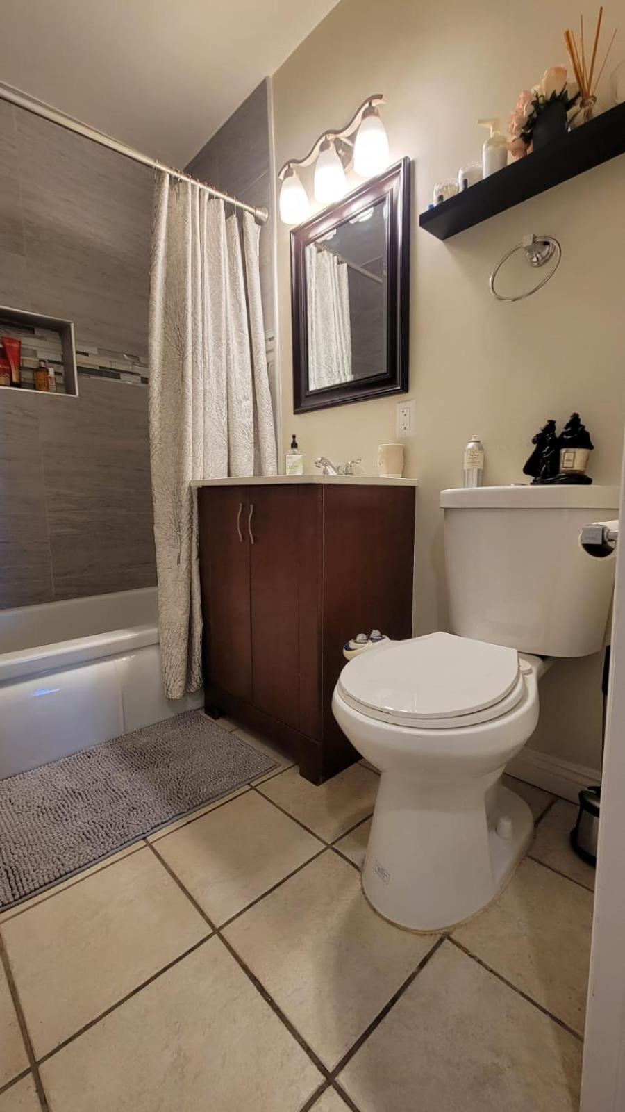 One-Bedroom Apartment - Photo 15