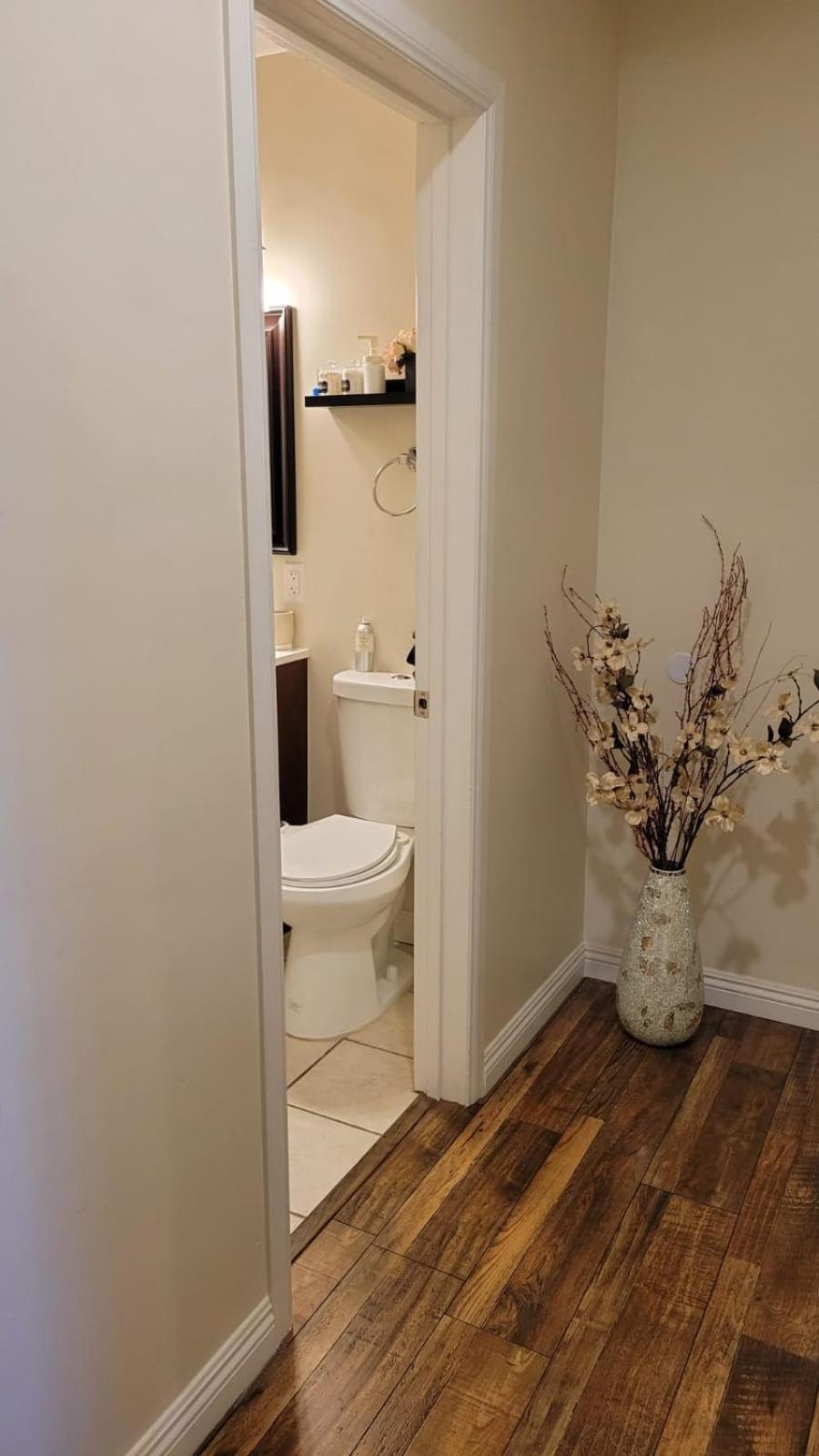 One-Bedroom Apartment - Photo 7