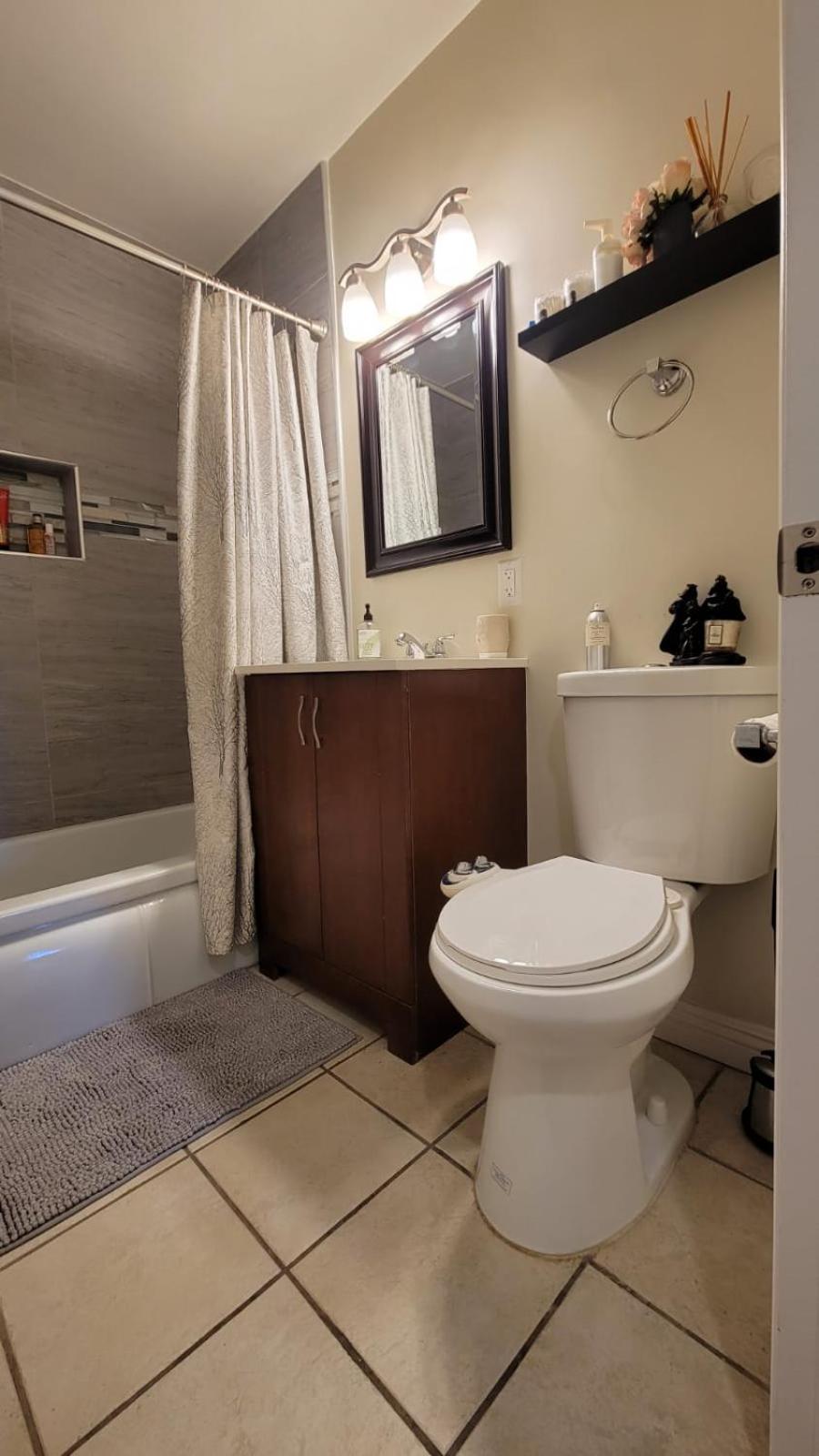 One-Bedroom Apartment - Photo 21