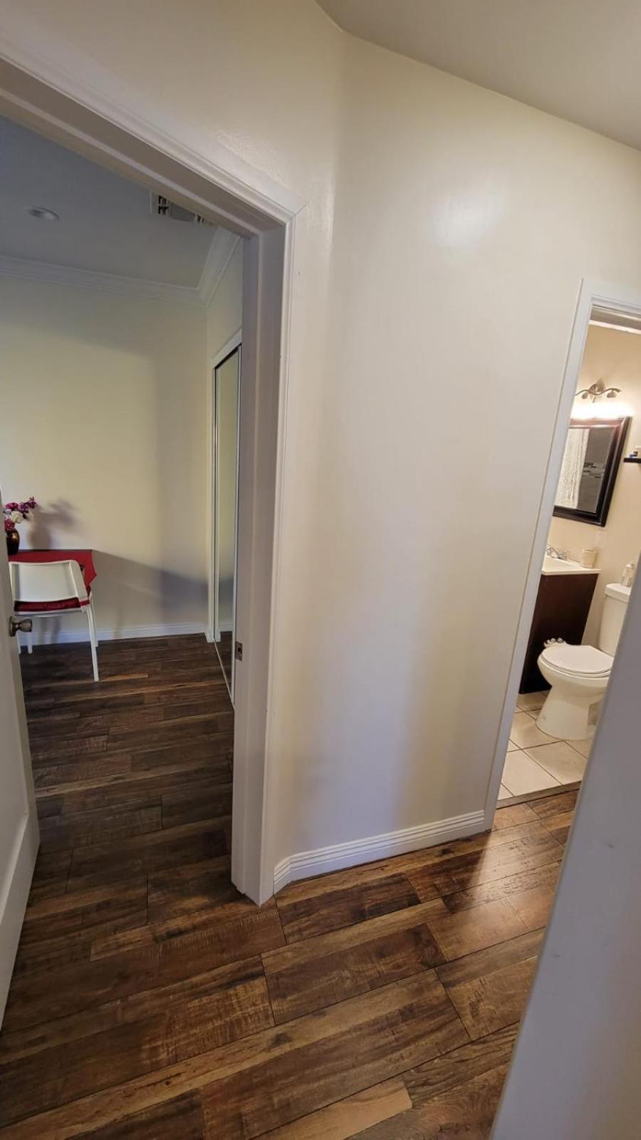 One-Bedroom Apartment - Photo 6