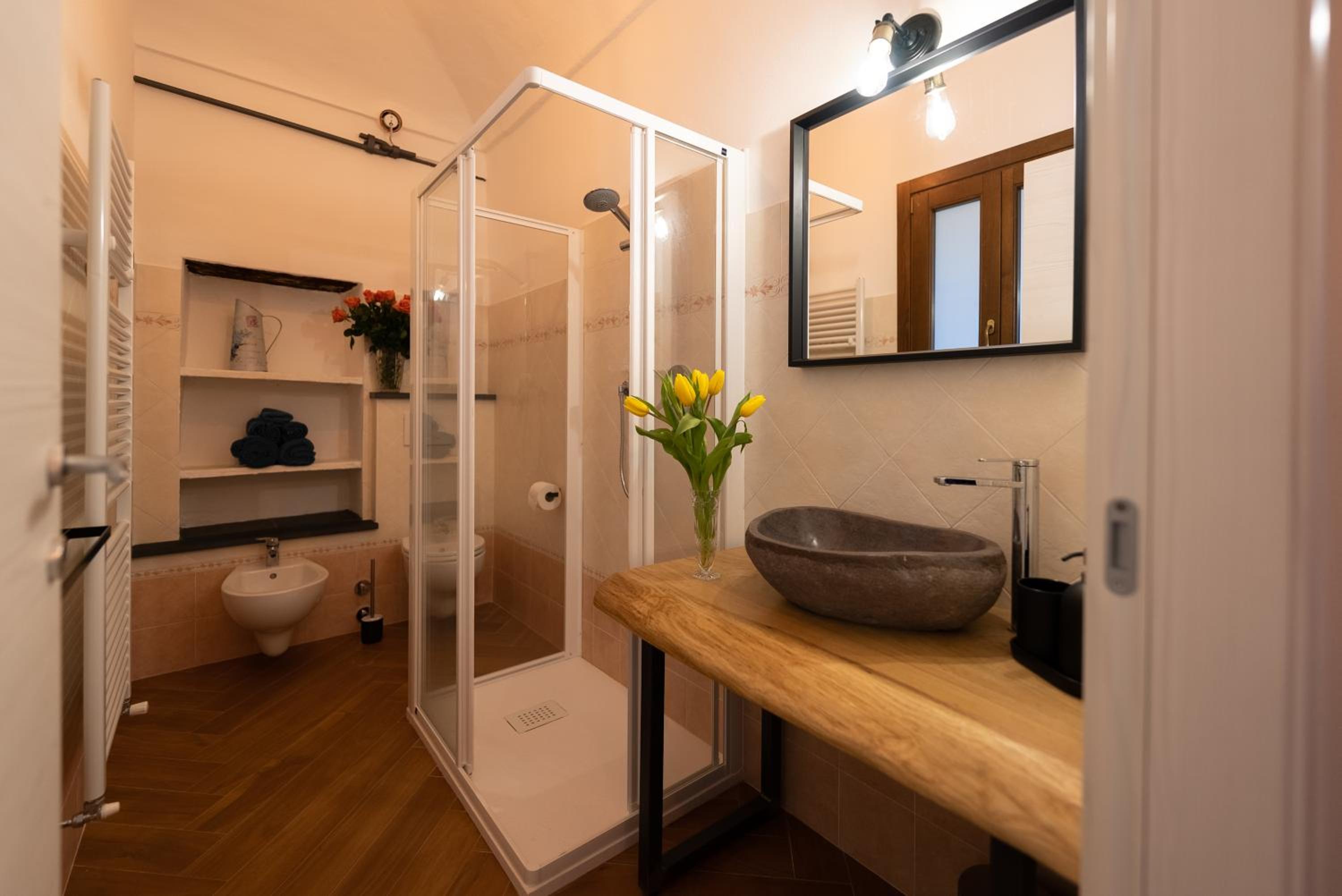 Large Double Or Twin Room photo 2