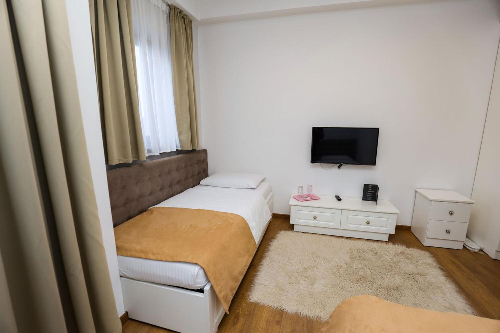 Deluxe Twin Room photo 2