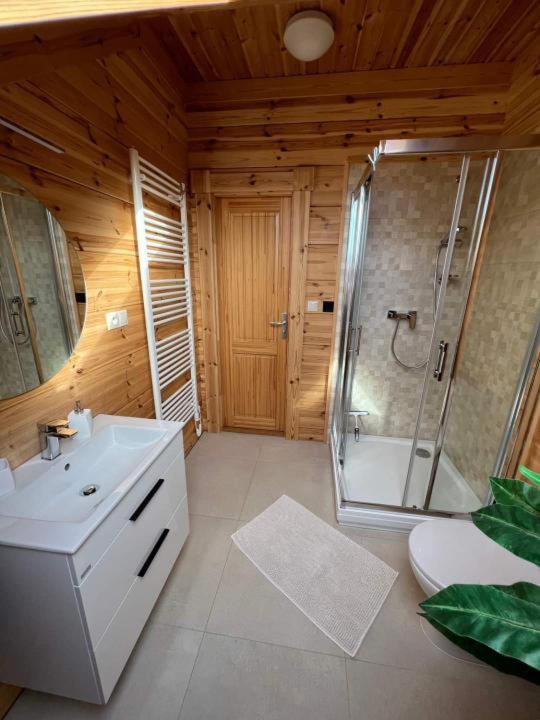 Four-Bedroom House - Photo 40