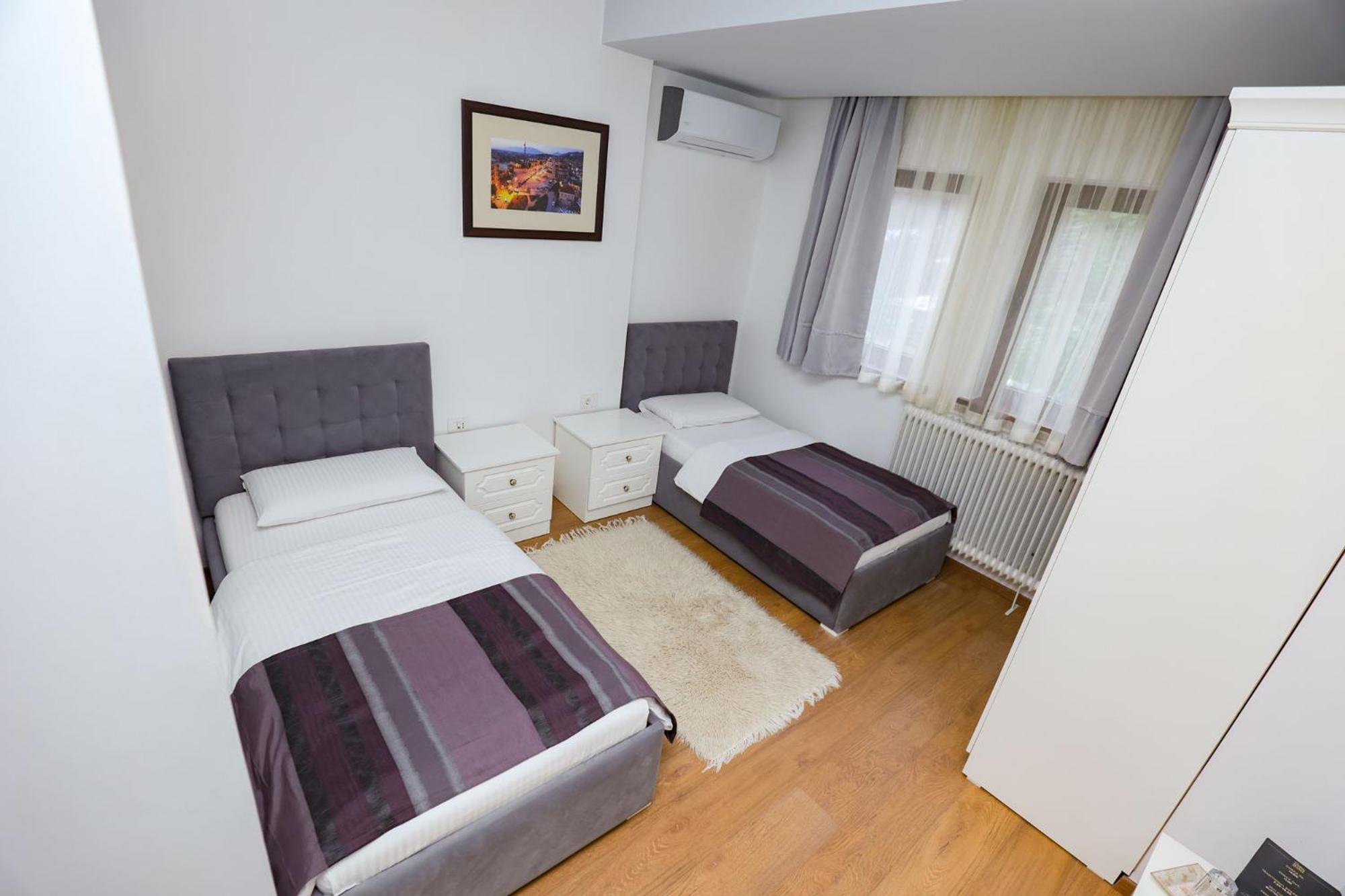Twin Room with Mountain View
