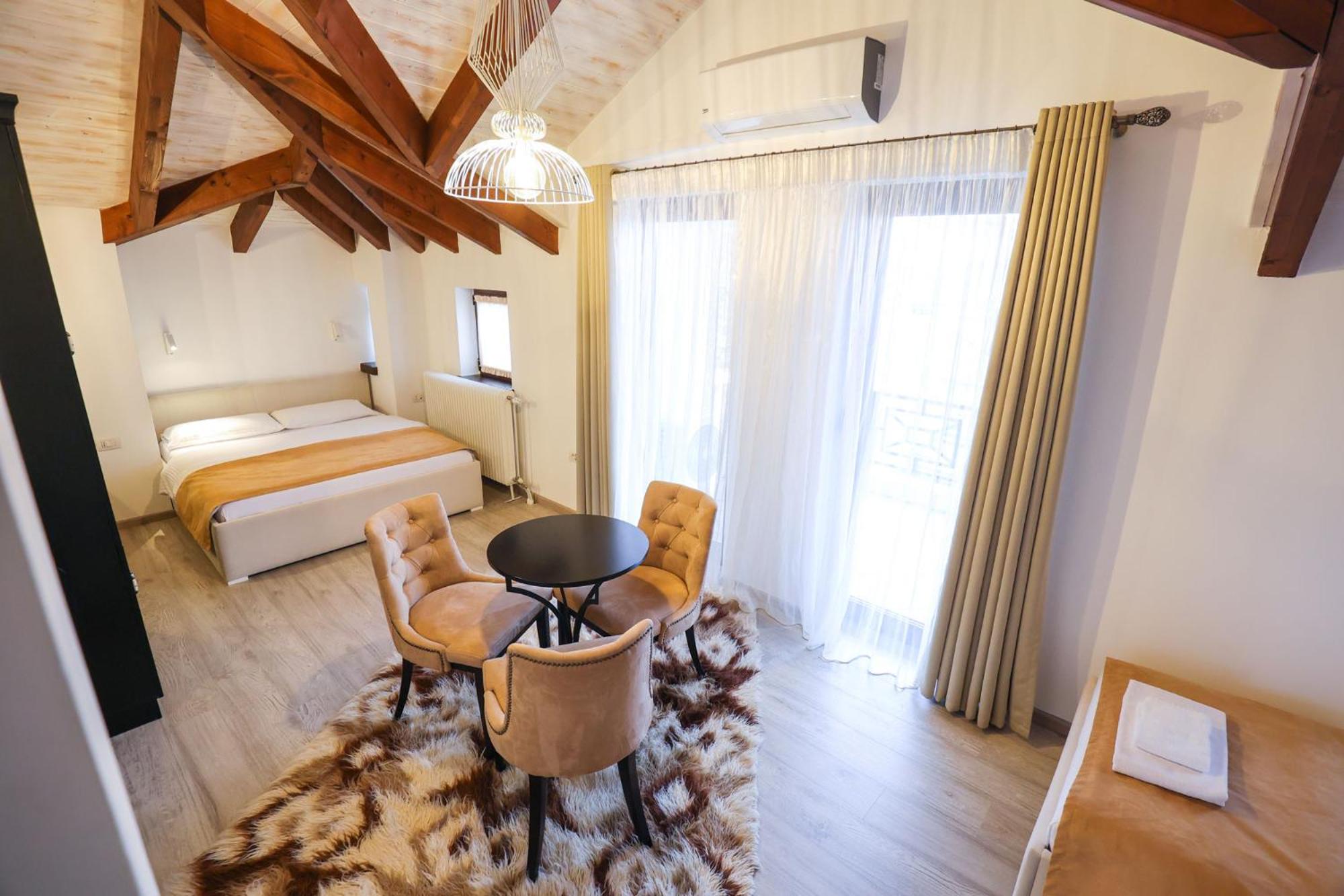 Double Room with Balcony (3 Adults)