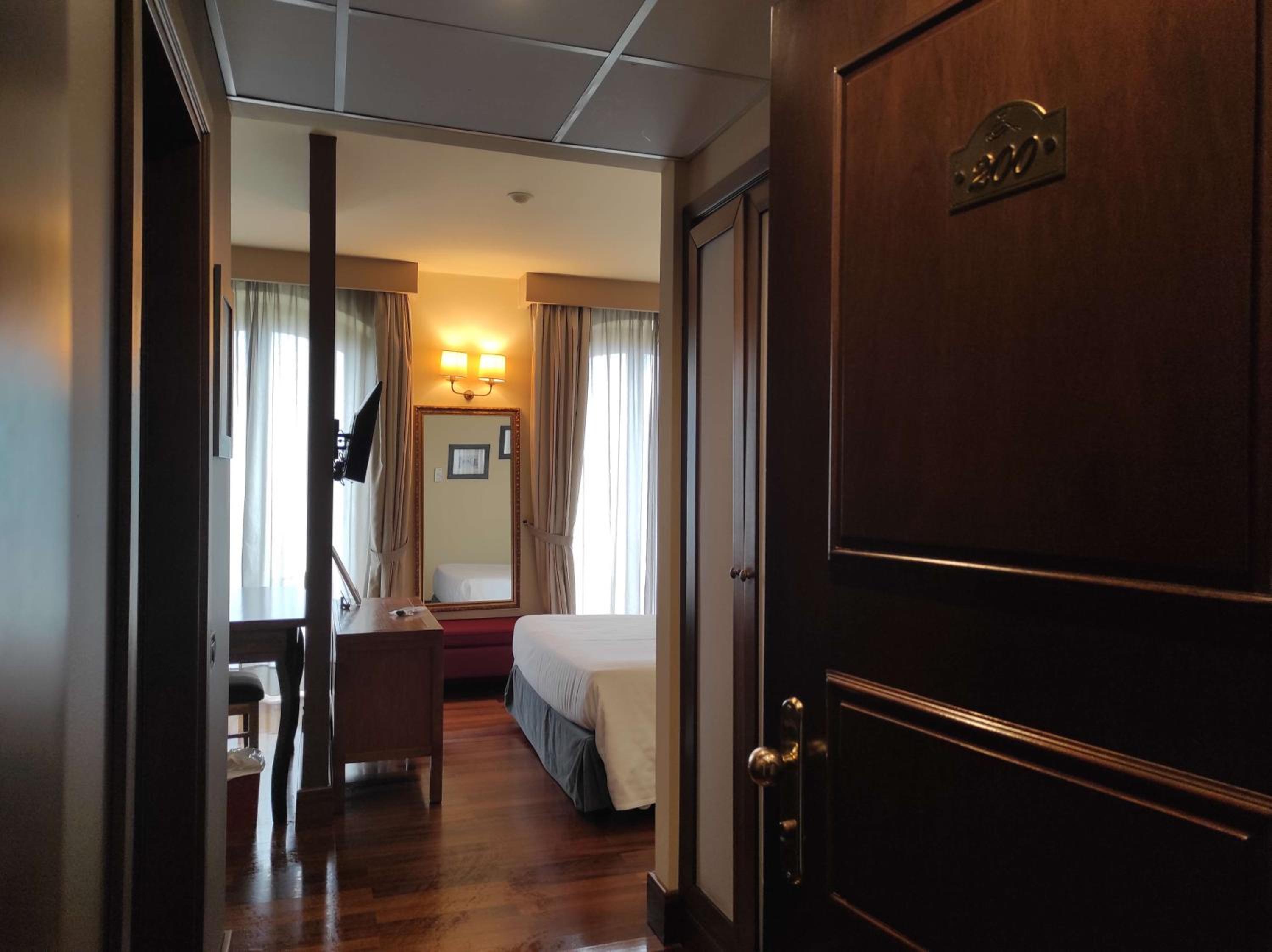 Junior Suite with whirlpool - Photo 6