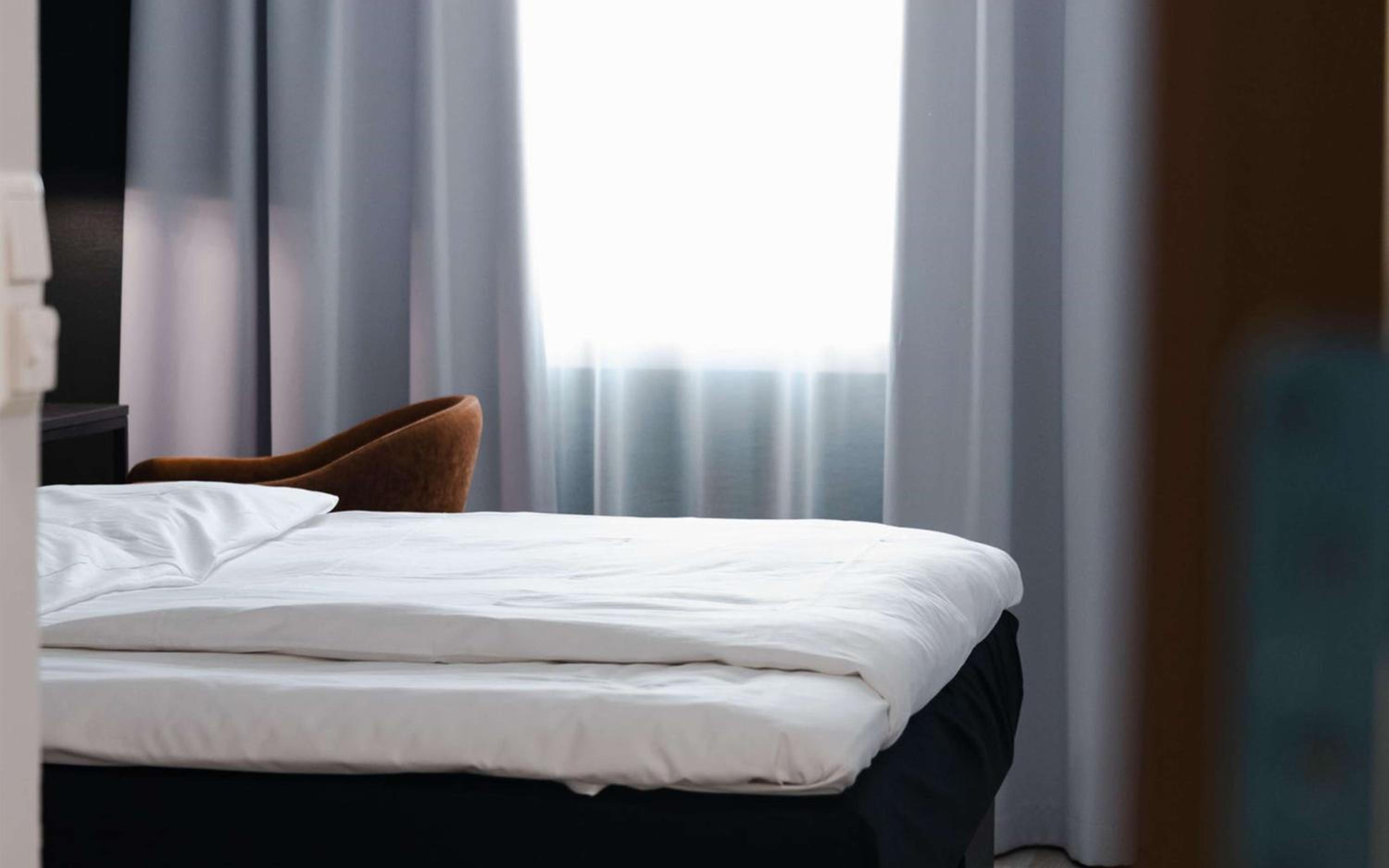 Standard Twin Room - Photo 2