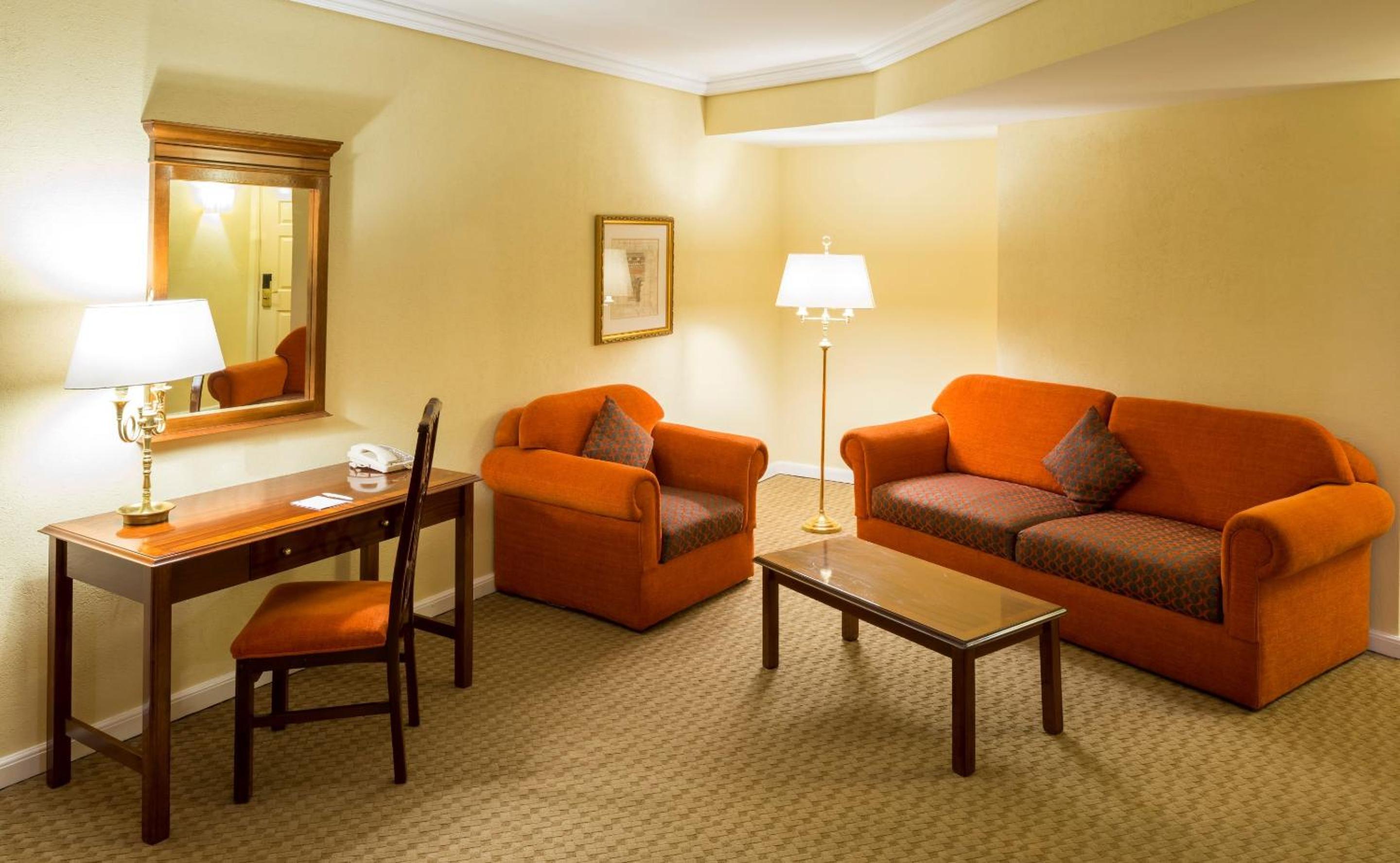 Suite King NJ - Photo 5
