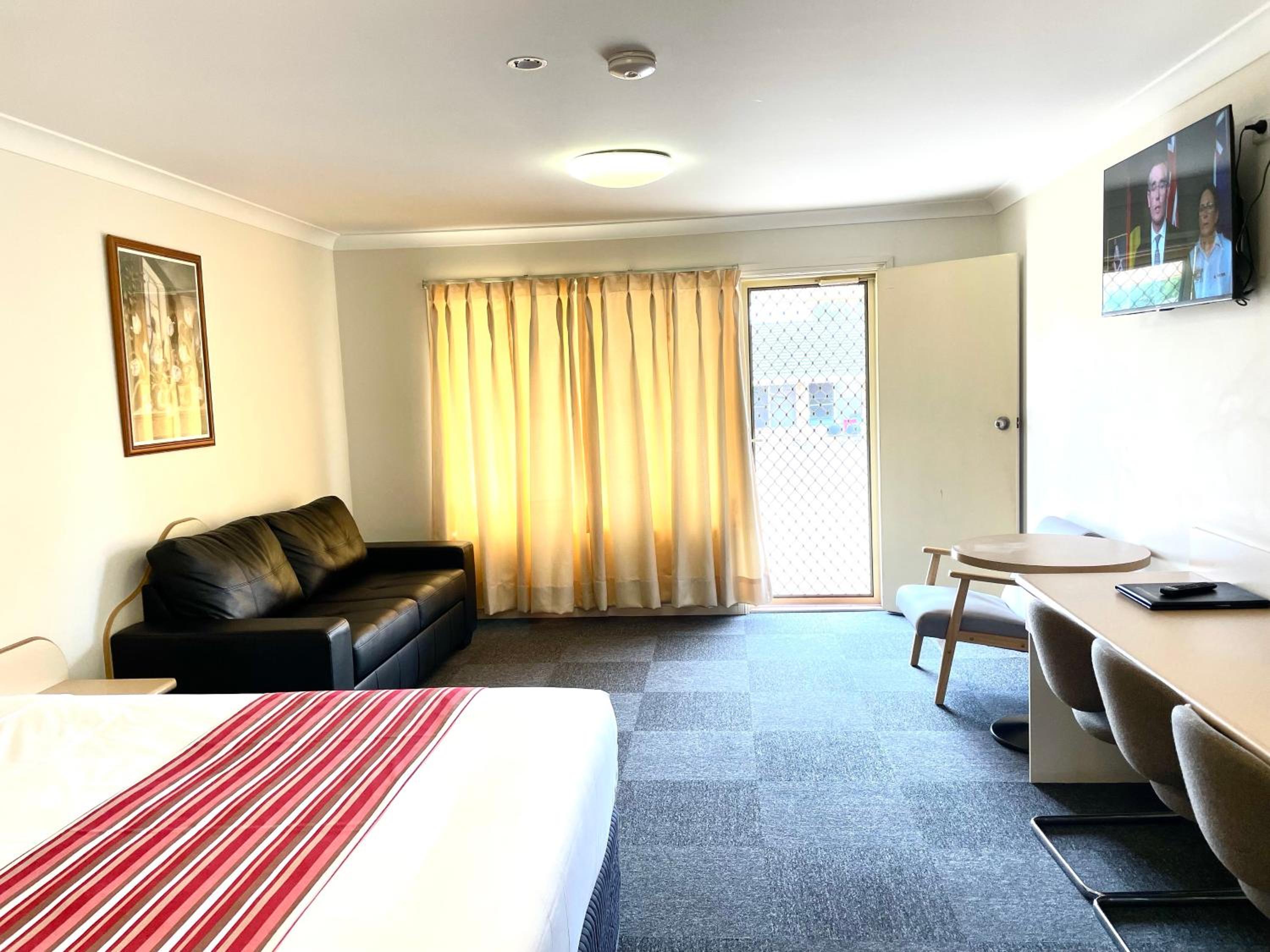 Deluxe Double Room photo 2