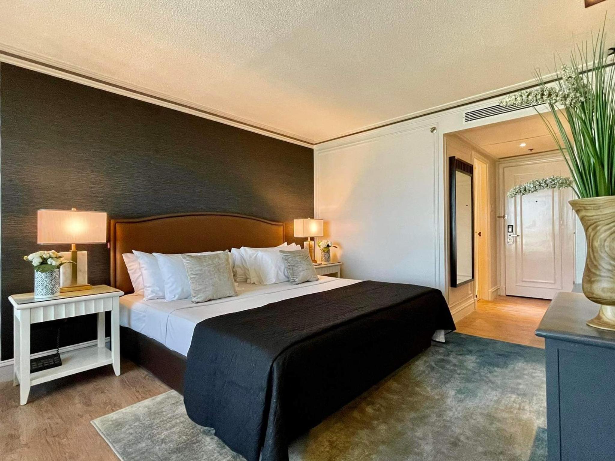 Premier Double or Twin Room - Photo 3