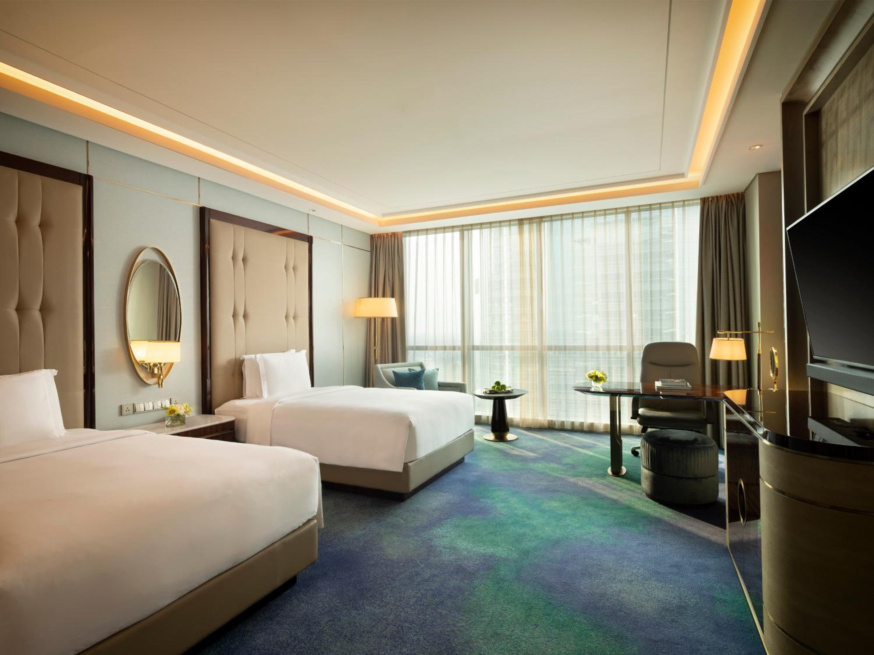 2 Single Premium Club Lounge Access