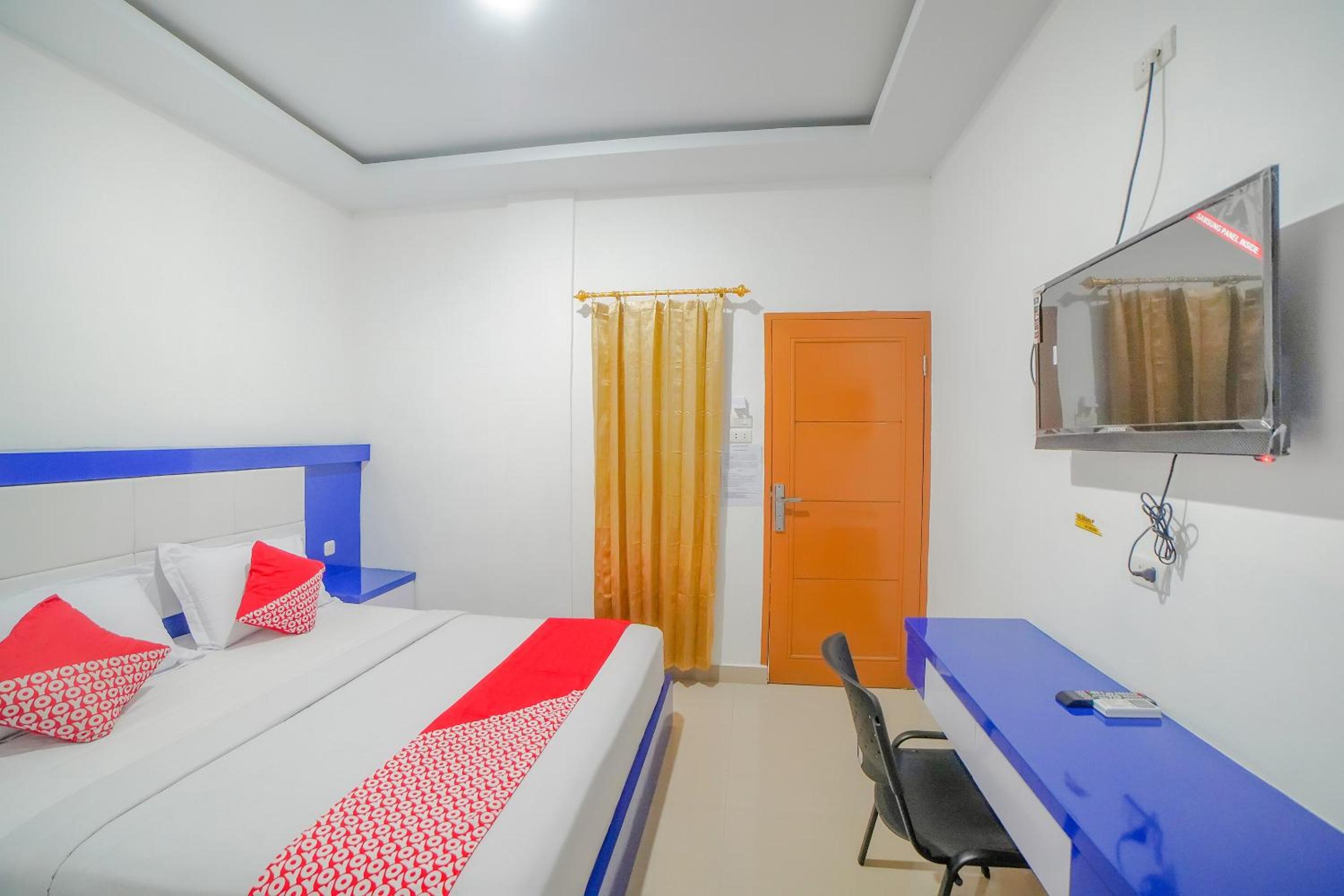 Deluxe Double Room - Photo 10