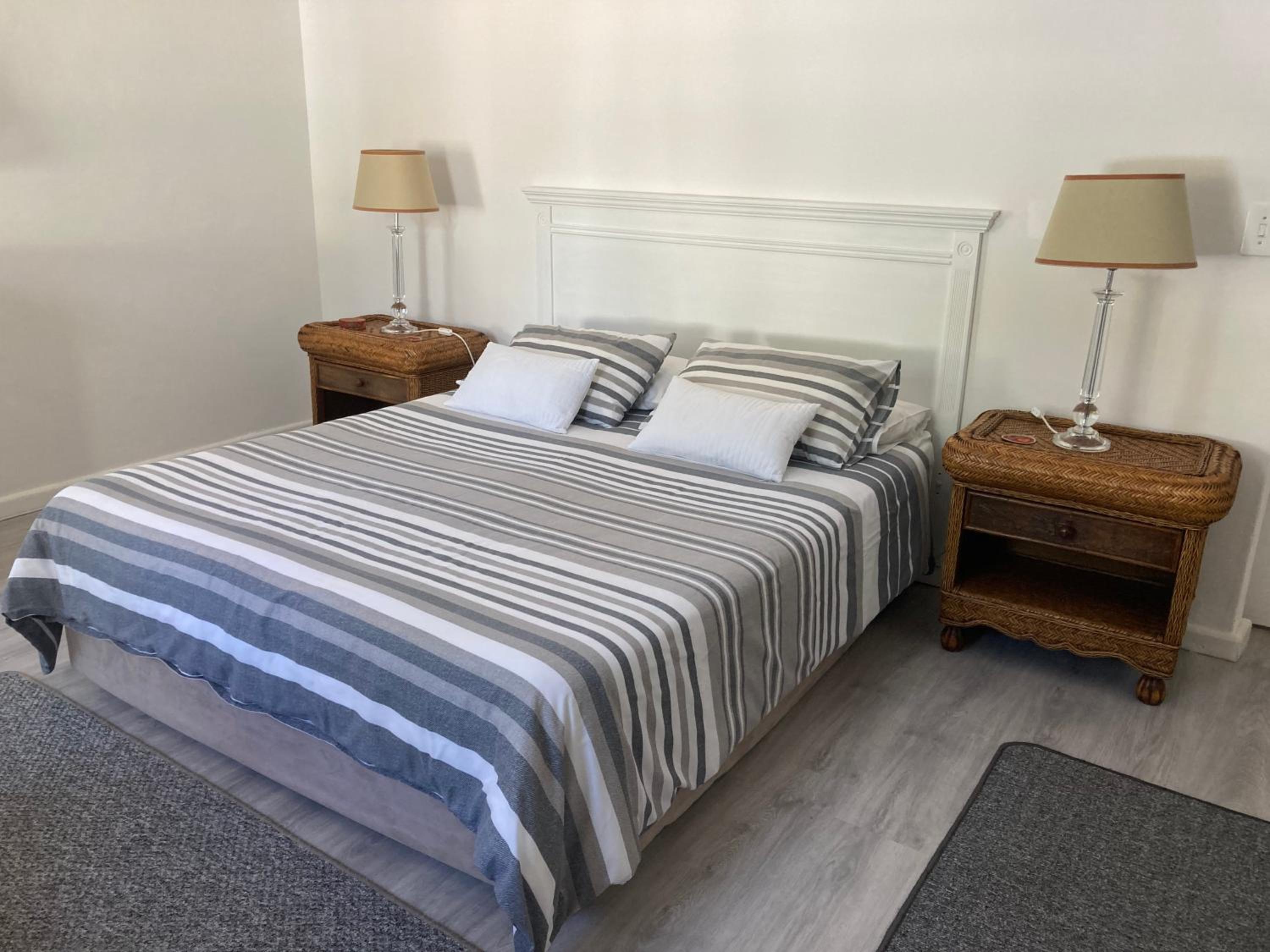 Two-Bedroom House photo 2
