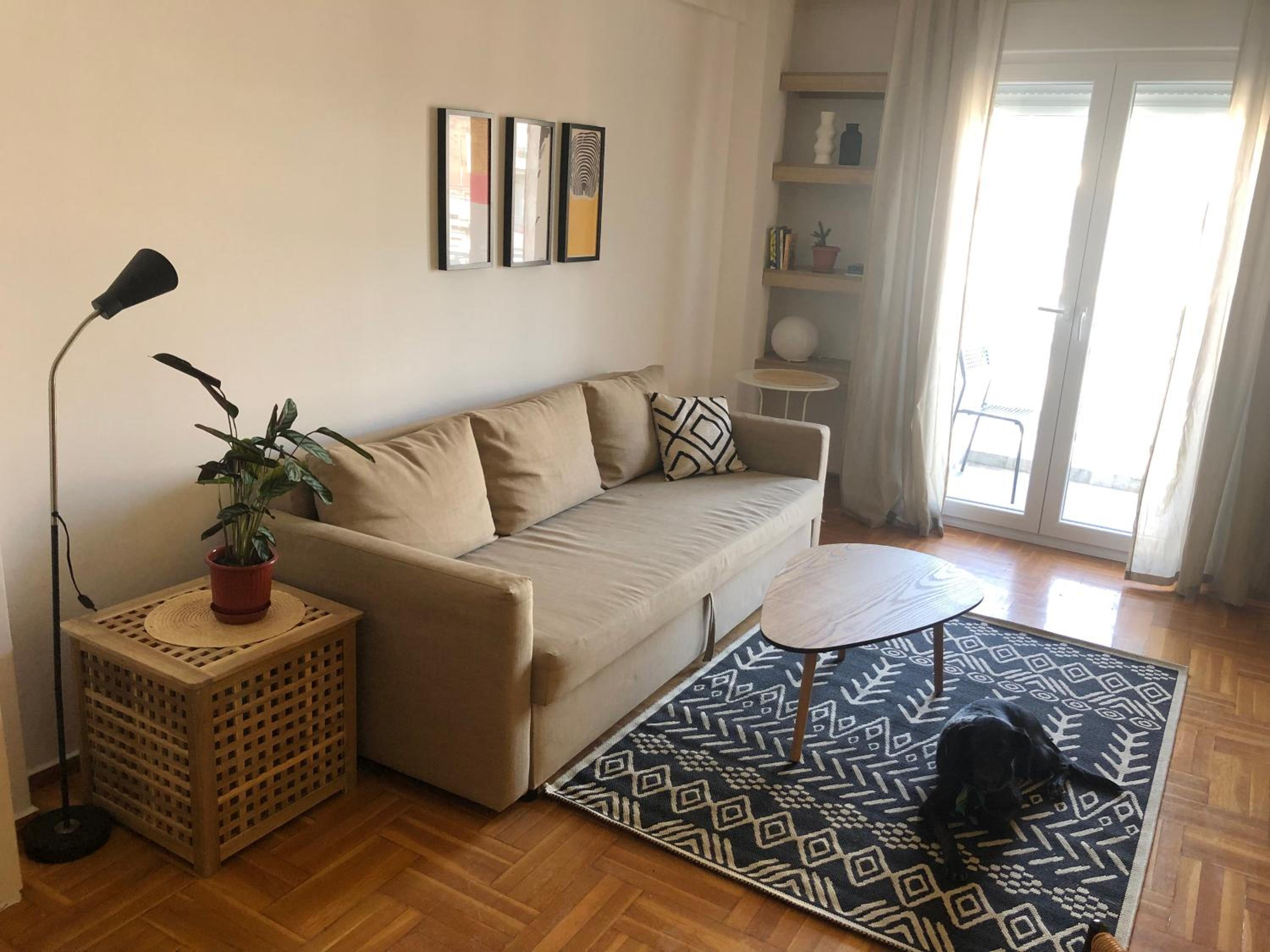 One-Bedroom Apartment - Photo 4