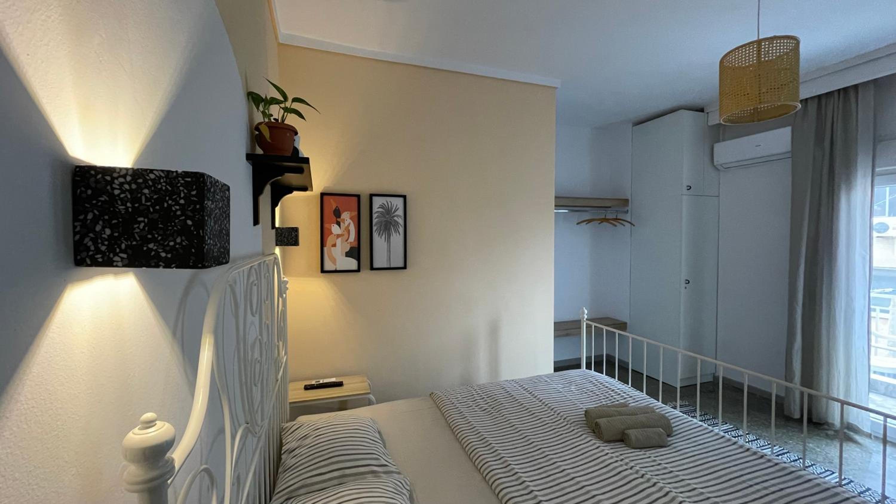 One-Bedroom Apartment - Photo 6