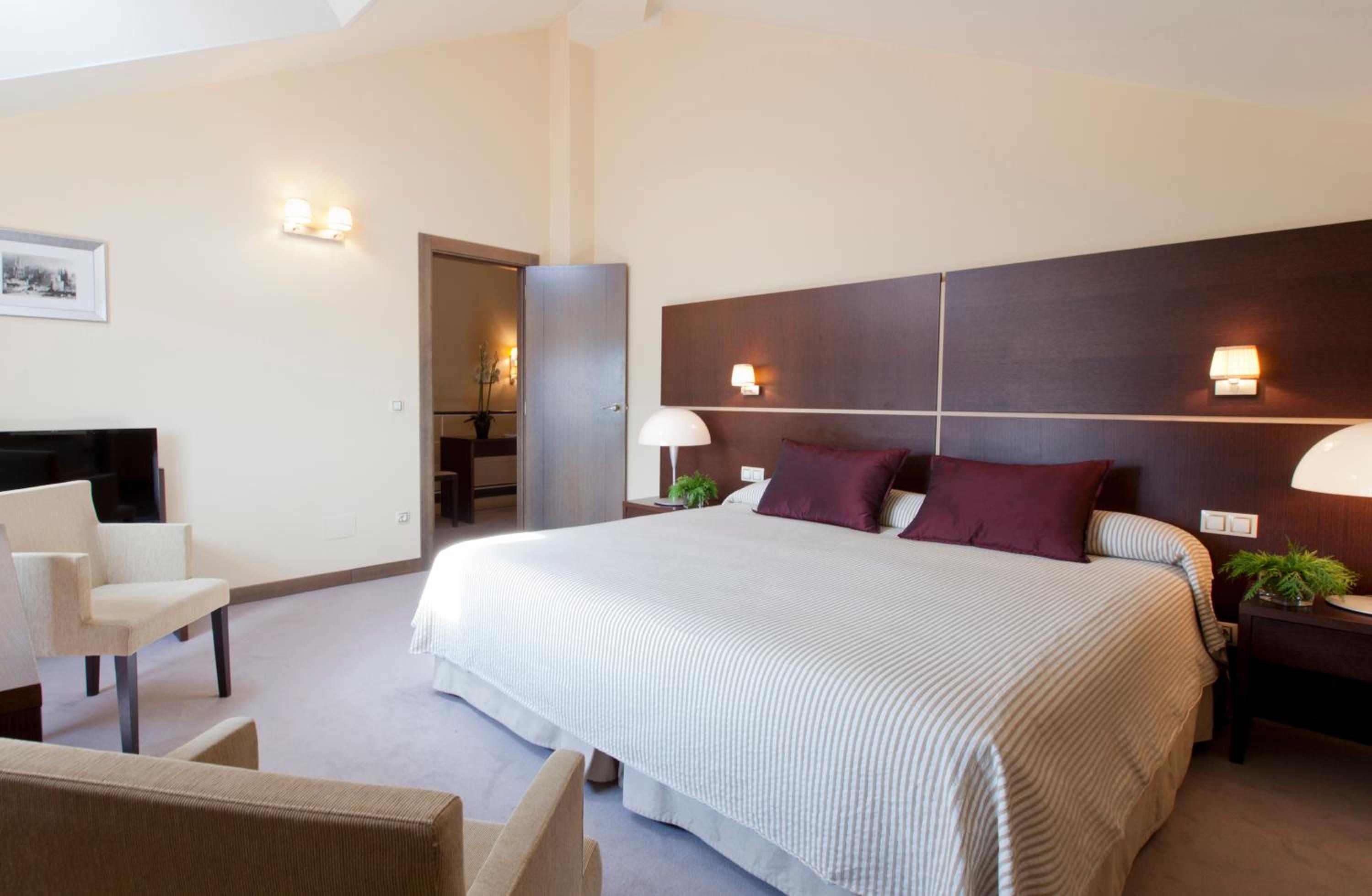 Duplex Room with Cathedral View photo 3