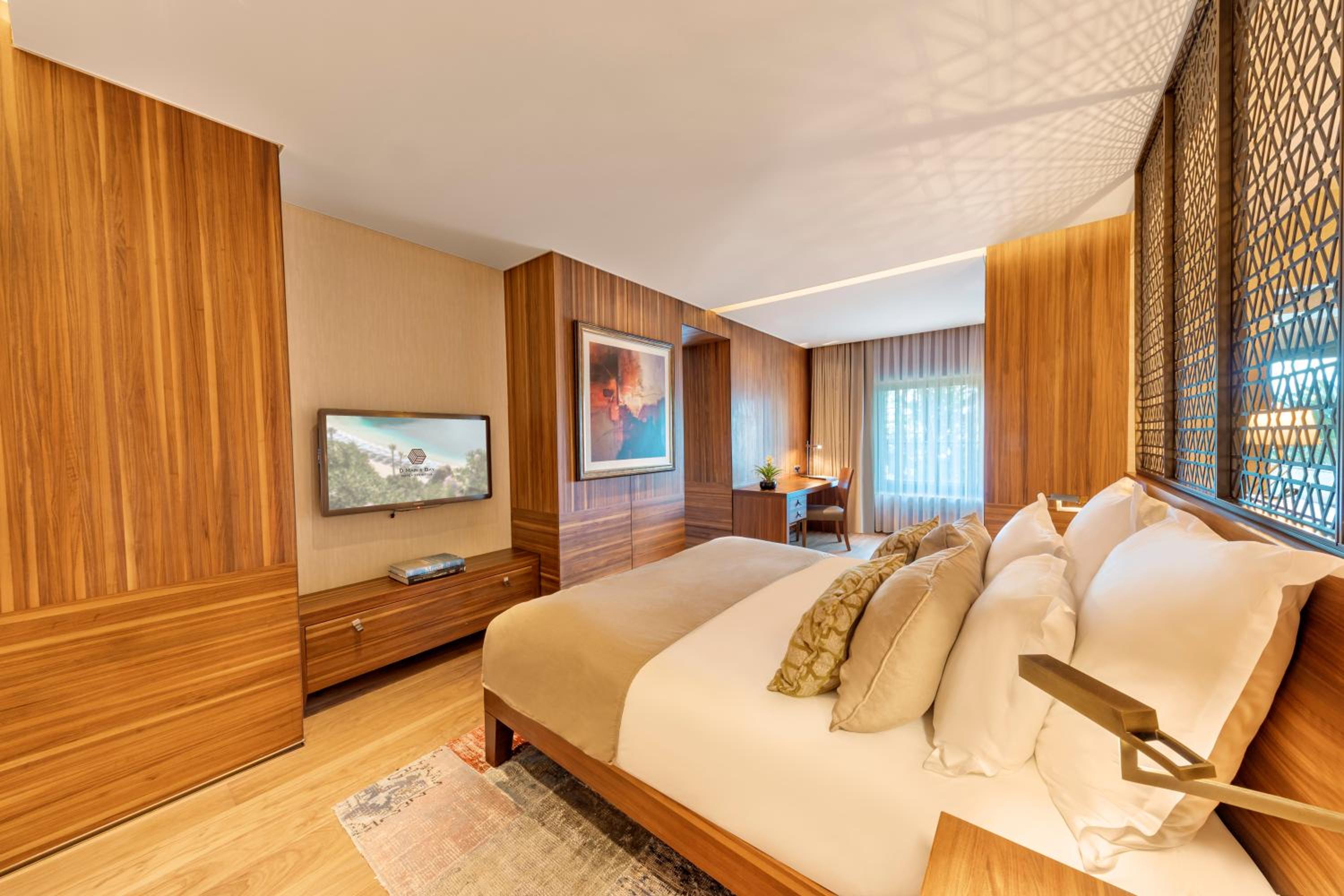 Superior Suite with Land View  - Photo 11