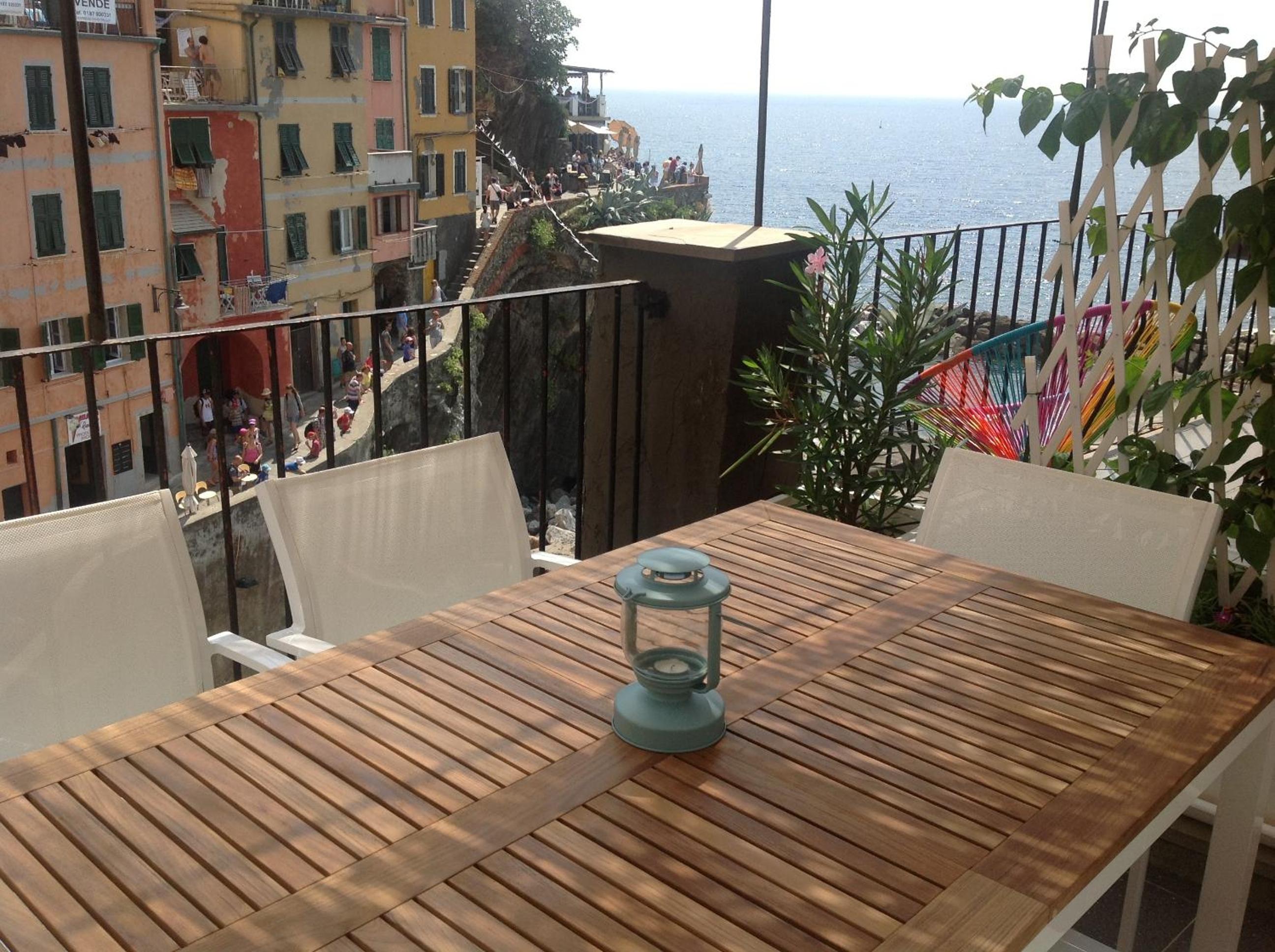 Apartment with Sea View - Photo 13
