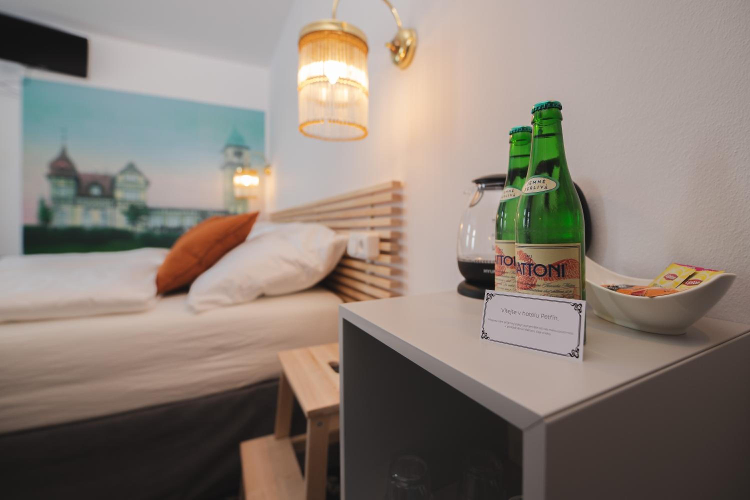 Standard Twin Room photo 3
