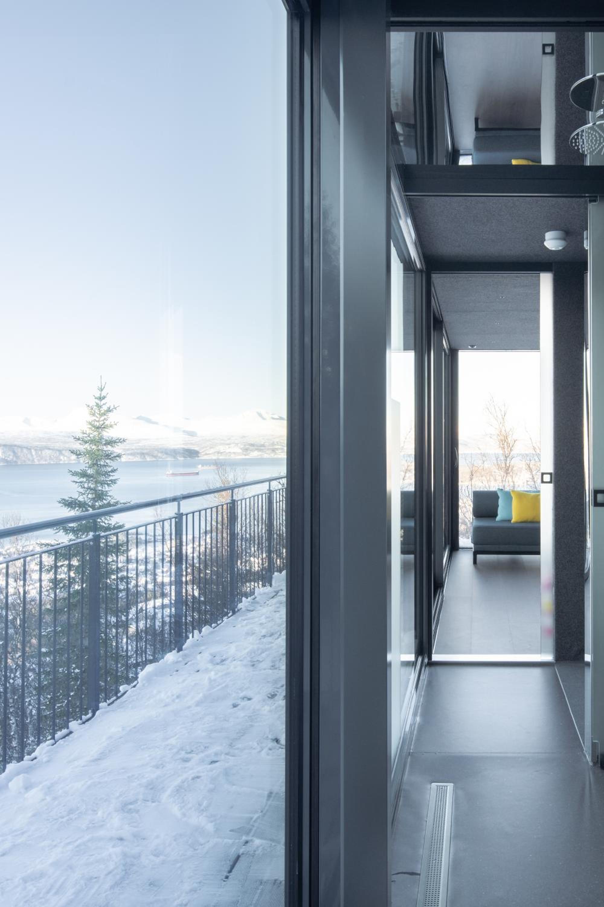 One-Bedroom Apartment - Photo 16
