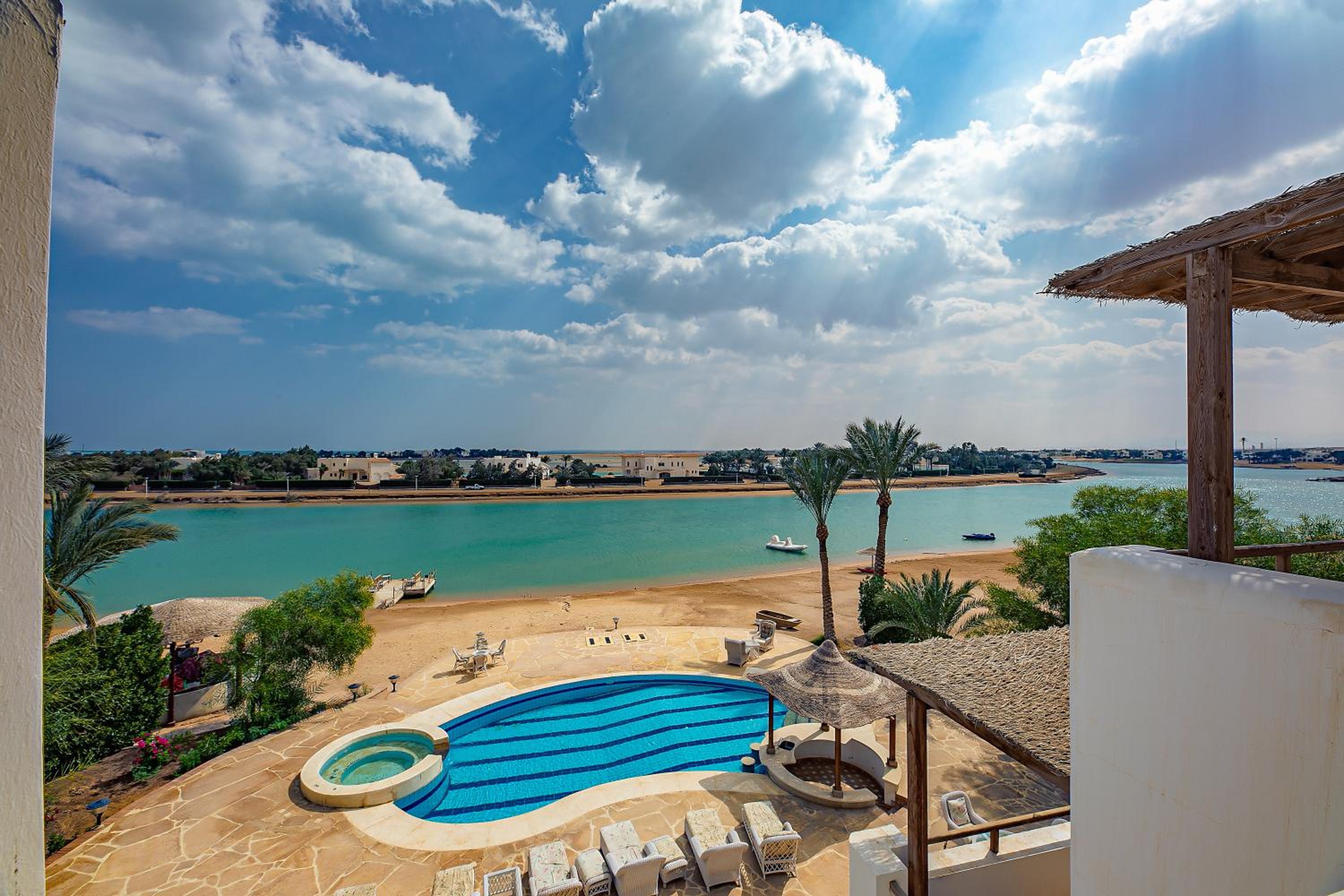 Villa - Photo 7