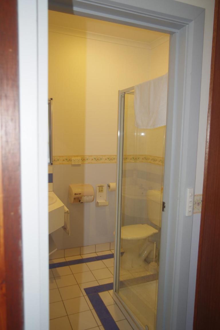Standard Twin Room photo 3