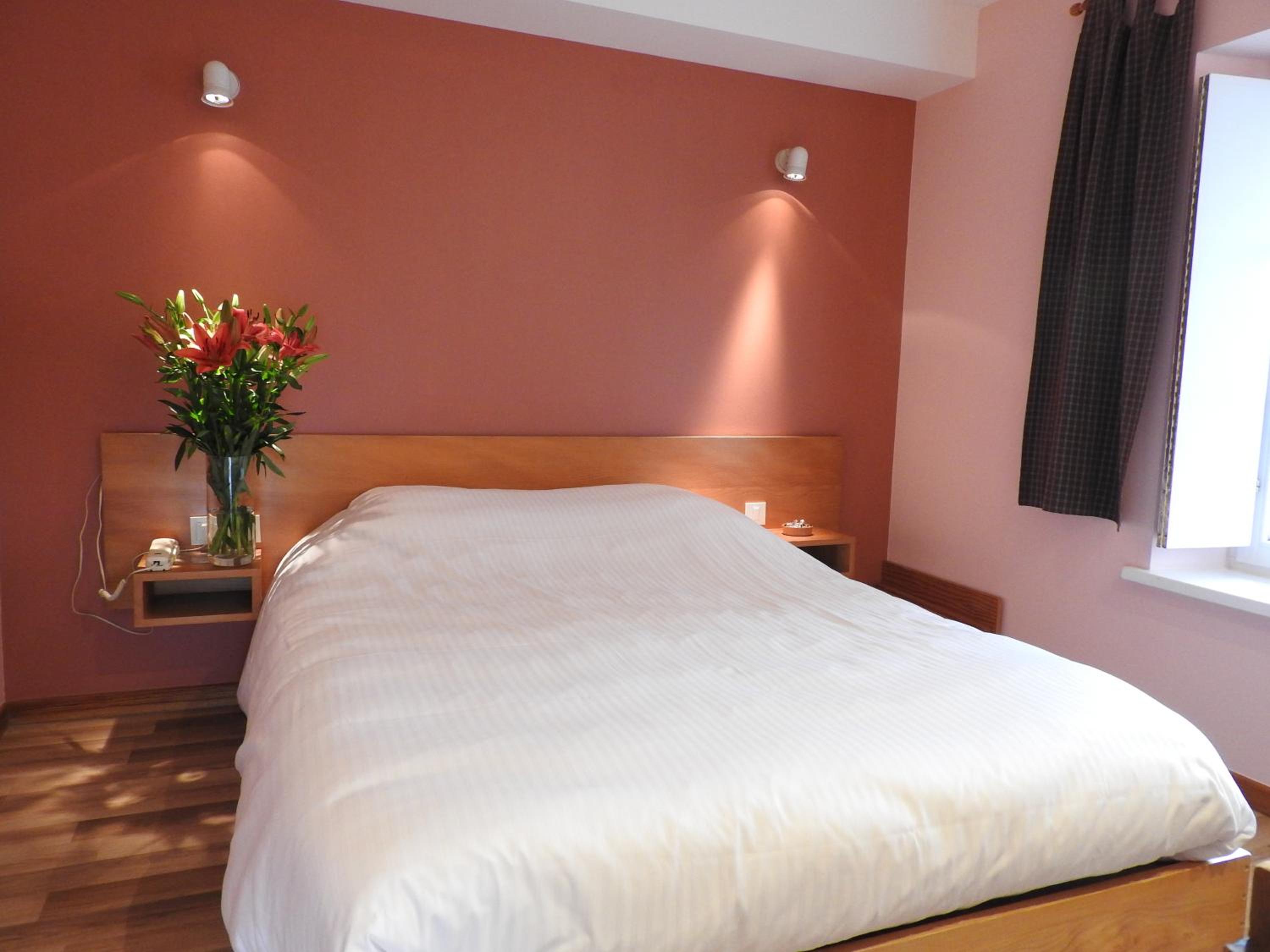 Double or Twin Room with Bath photo 2