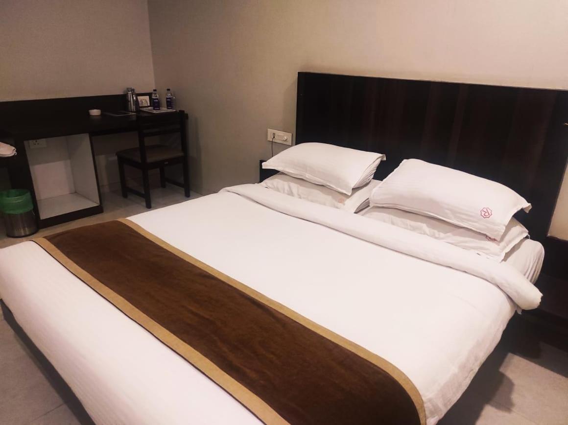 Deluxe Non AC Room photo 3